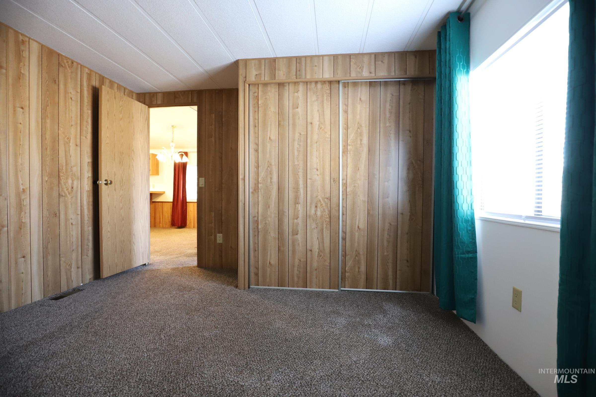 419 Fruitland Avenue Property Photo 13