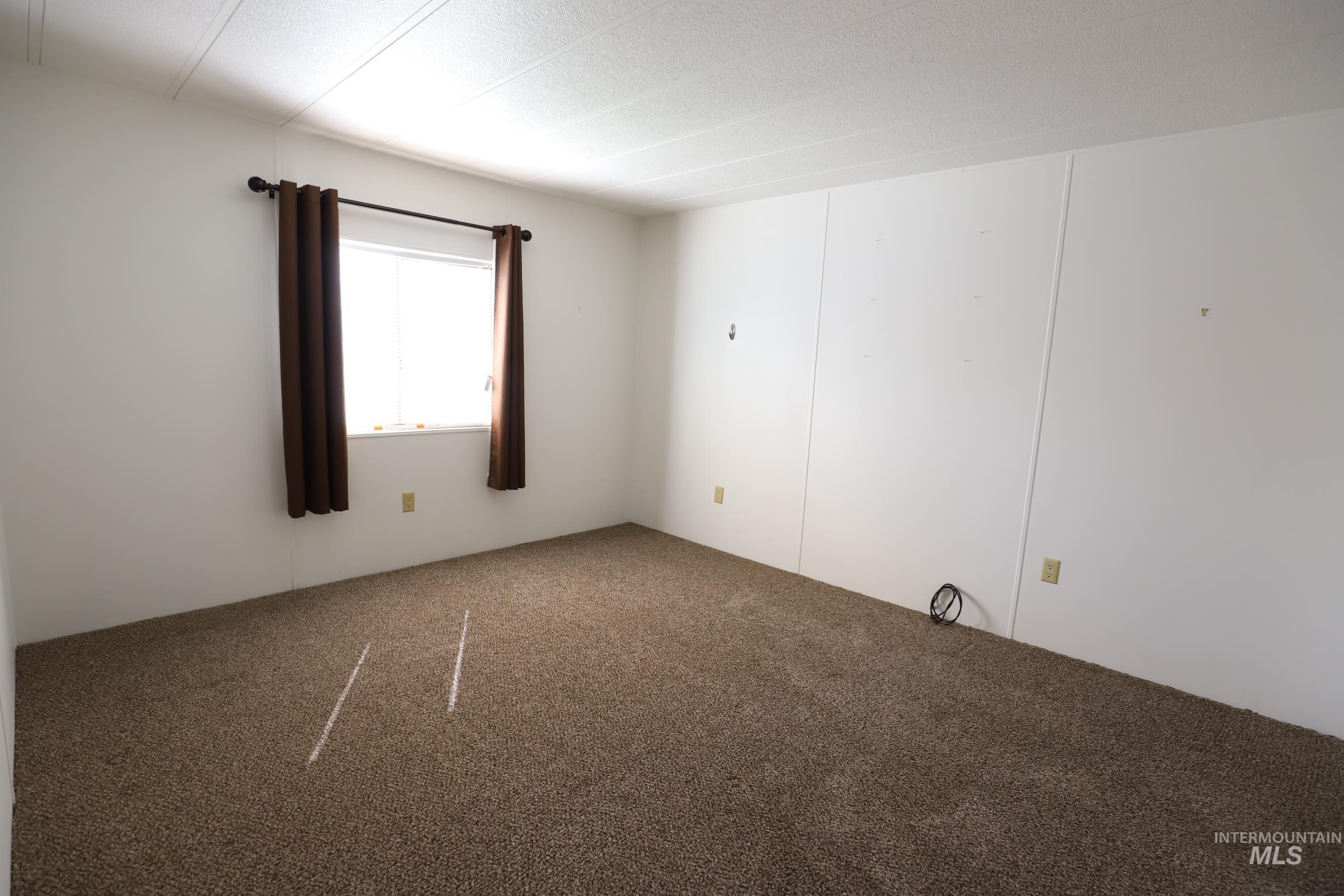 419 Fruitland Avenue Property Photo 16