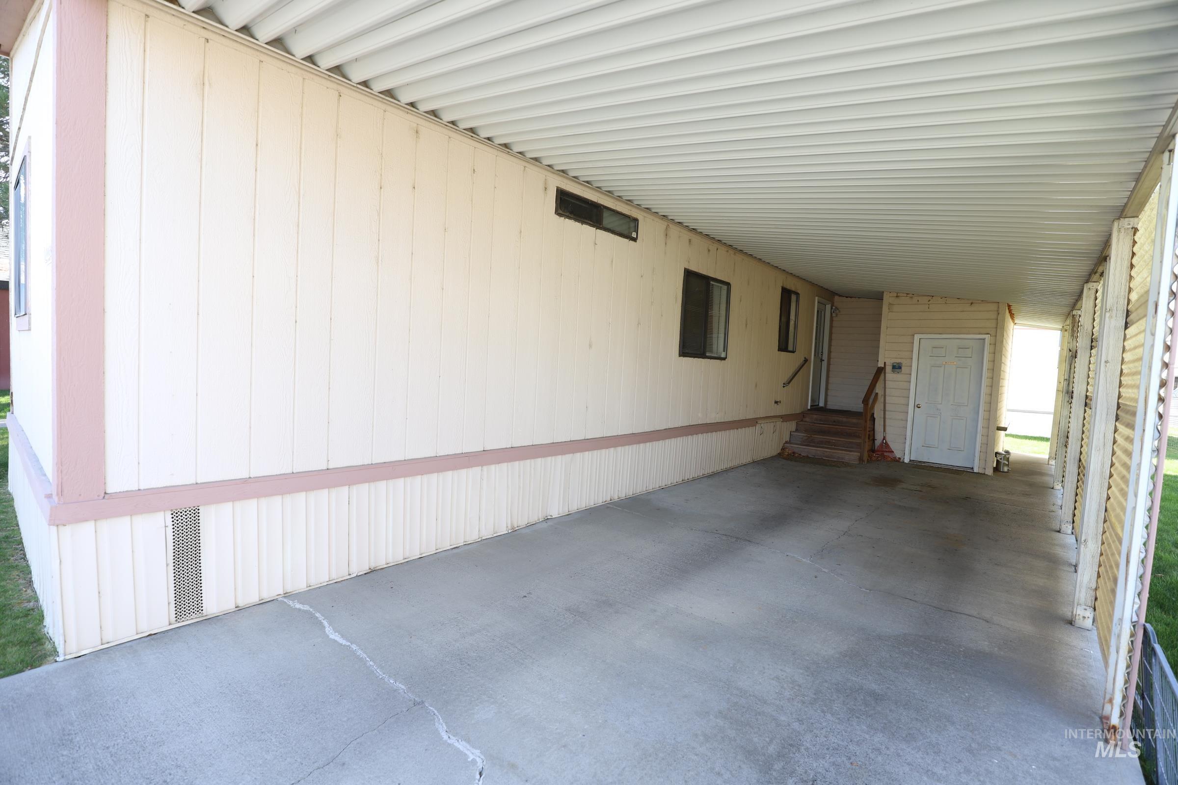 419 Fruitland Avenue Property Photo 21