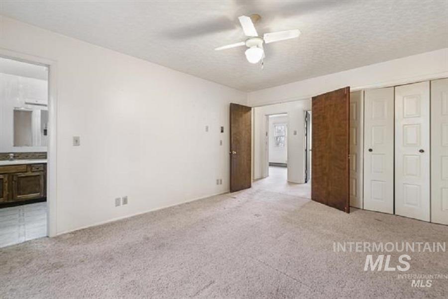 231 N 100 W Property Photo 22