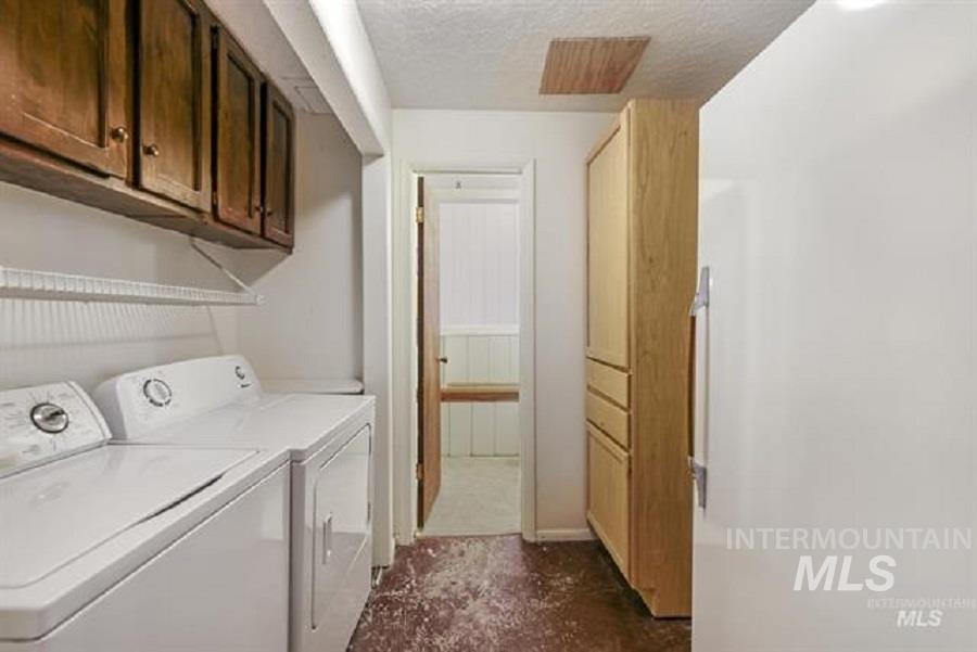 231 N 100 W Property Photo 25