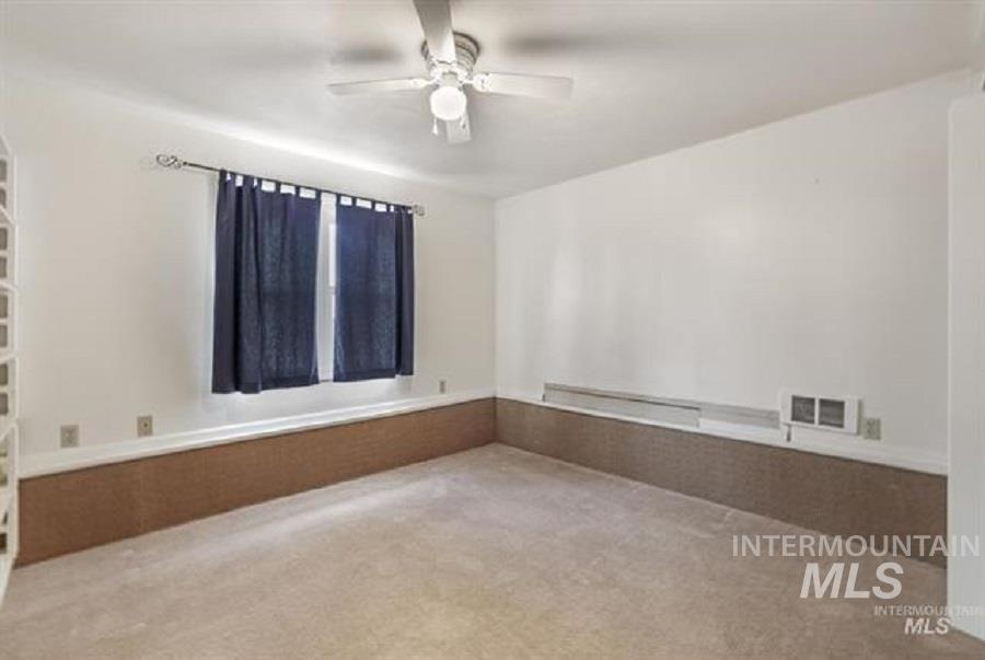 231 N 100 W Property Photo 28