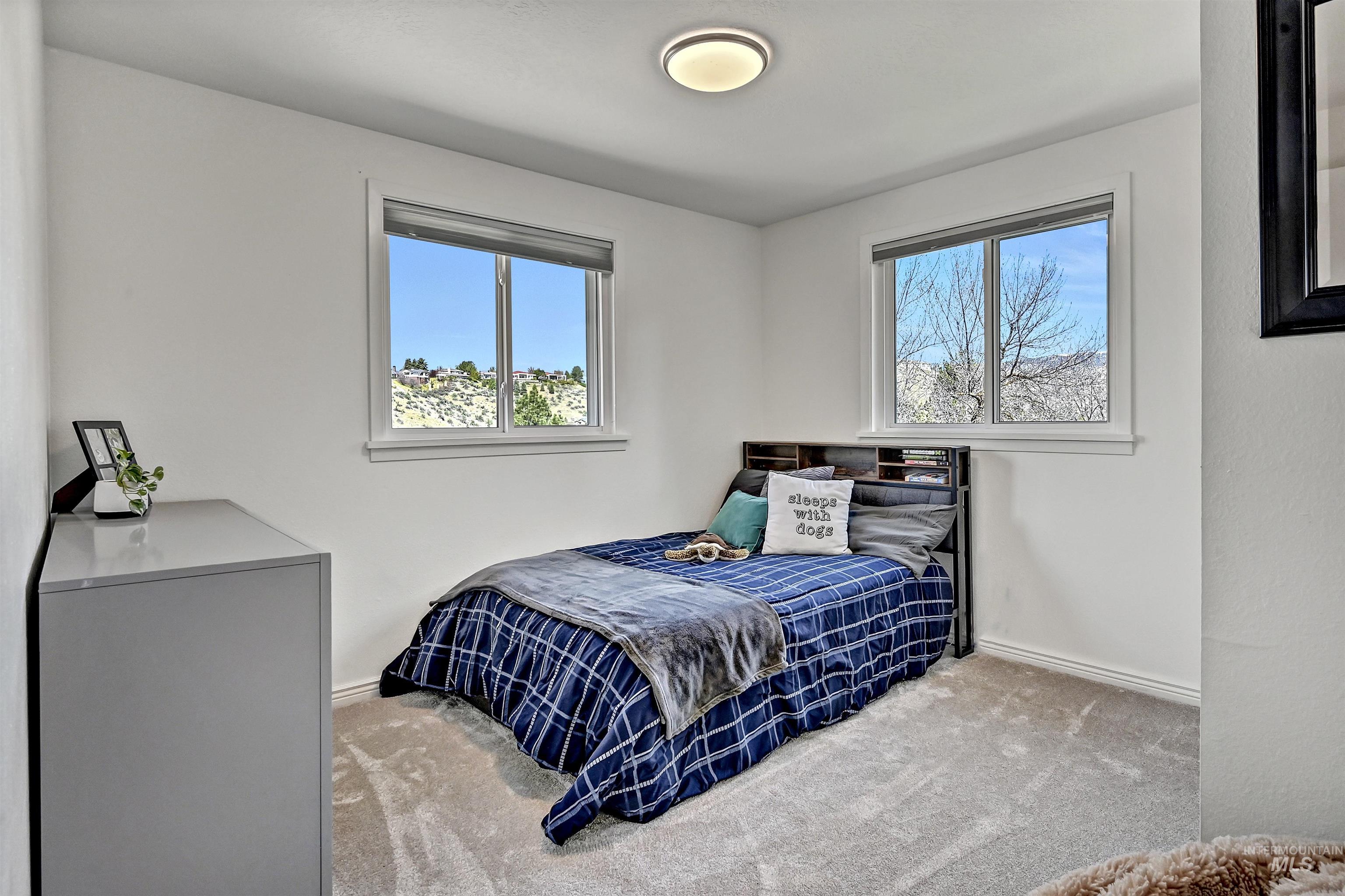 141 E Hearthstone Dr Property Photo 20