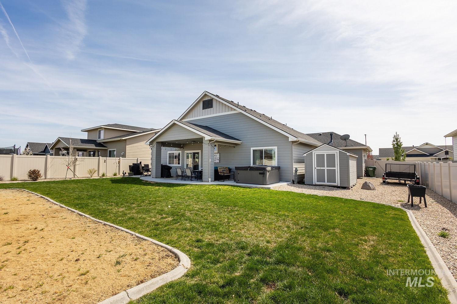 5918 W Algona Property Photo 33