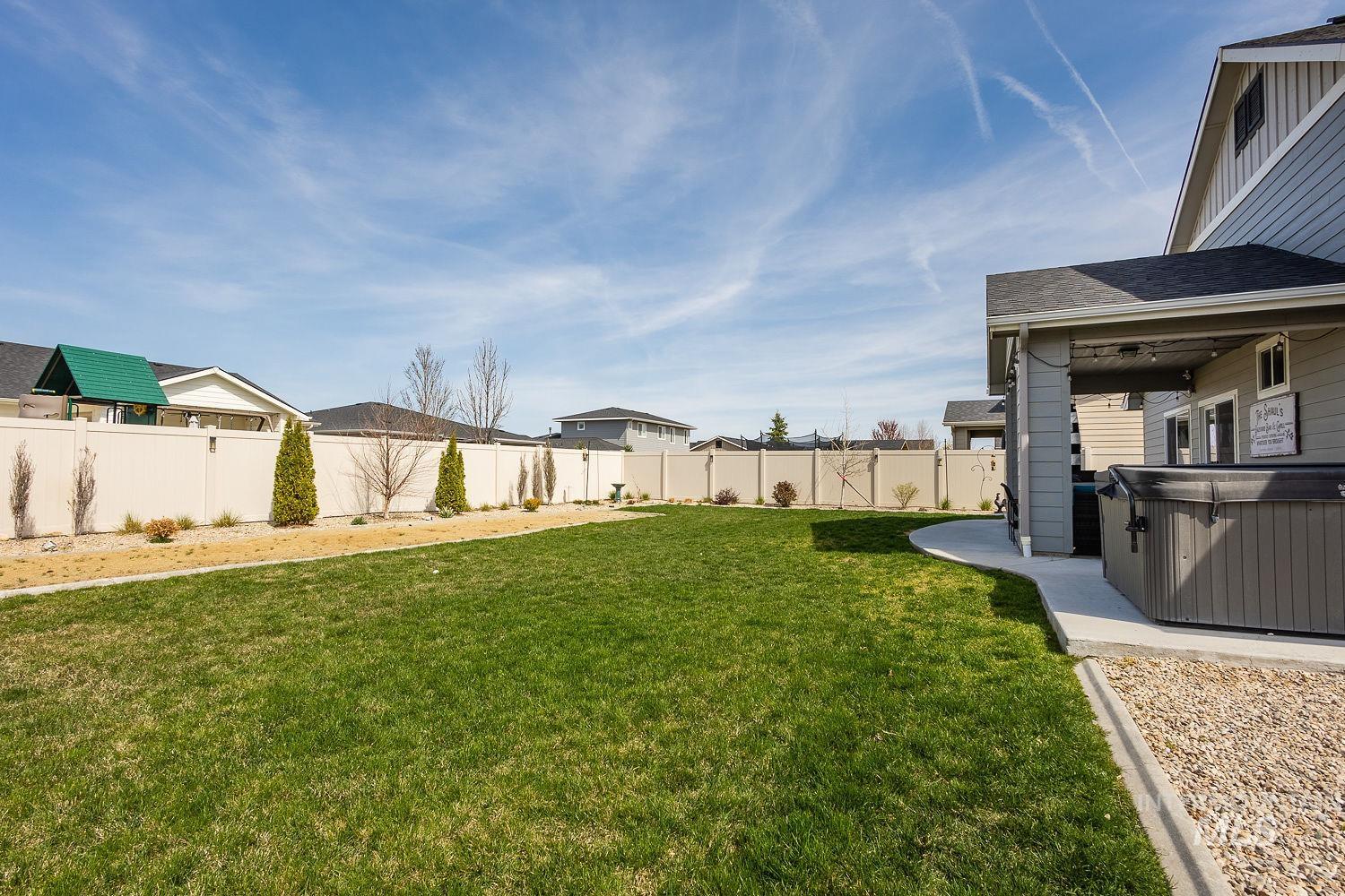 5918 W Algona Property Photo 34