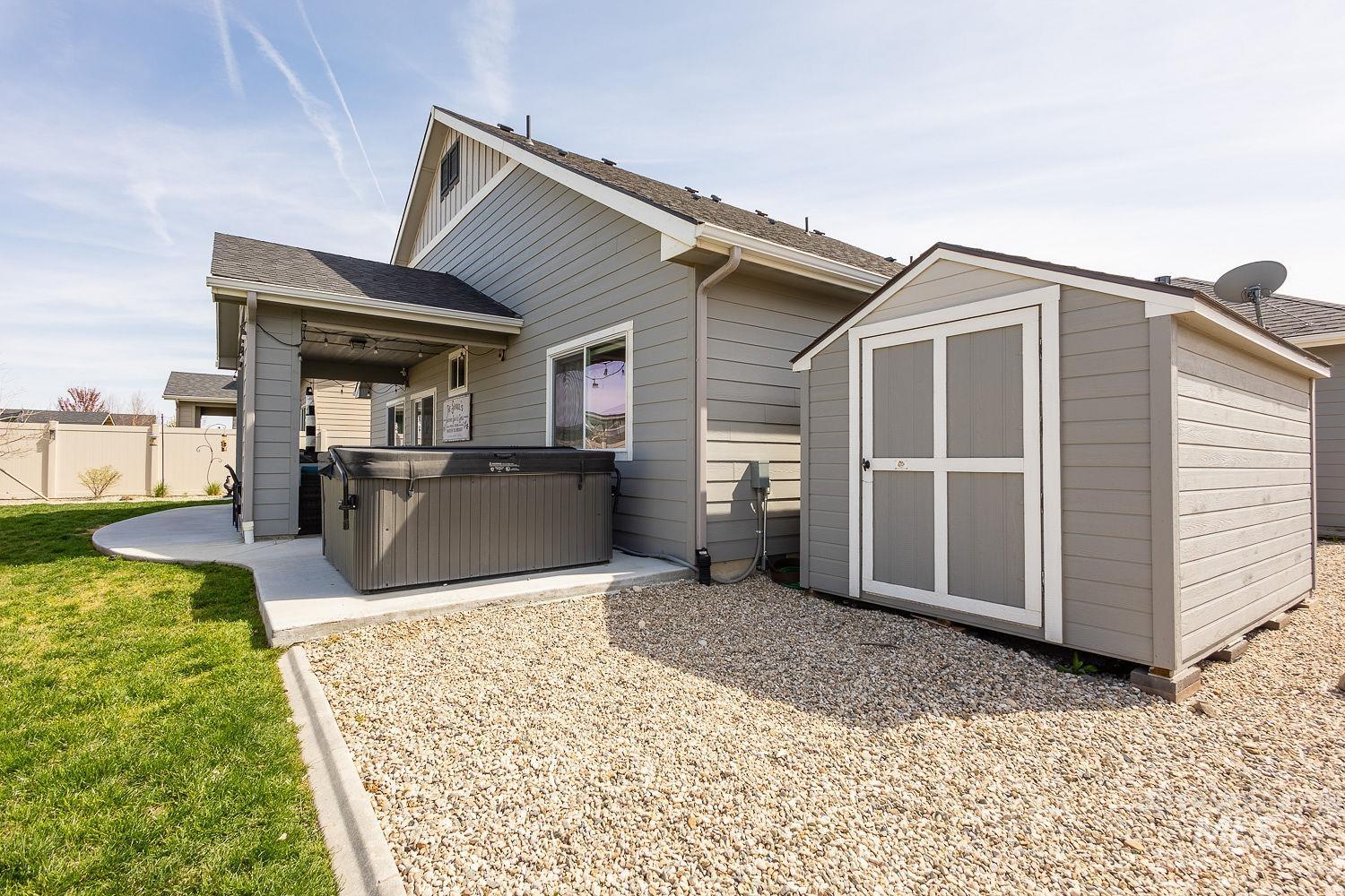 5918 W Algona Property Photo 35