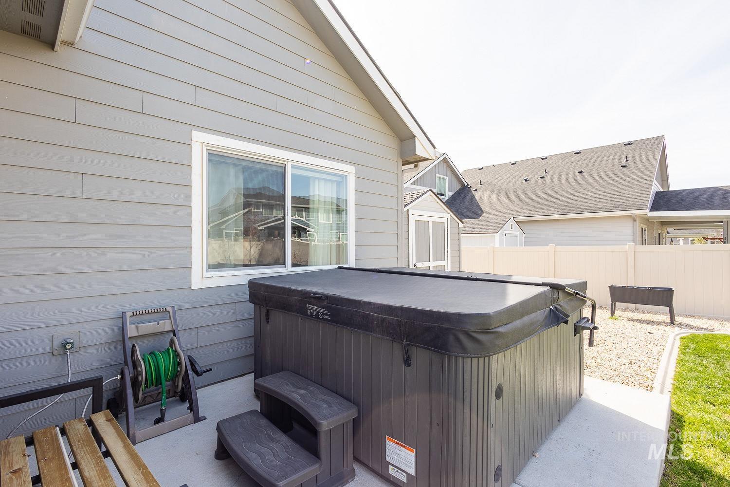 5918 W Algona Property Photo 36