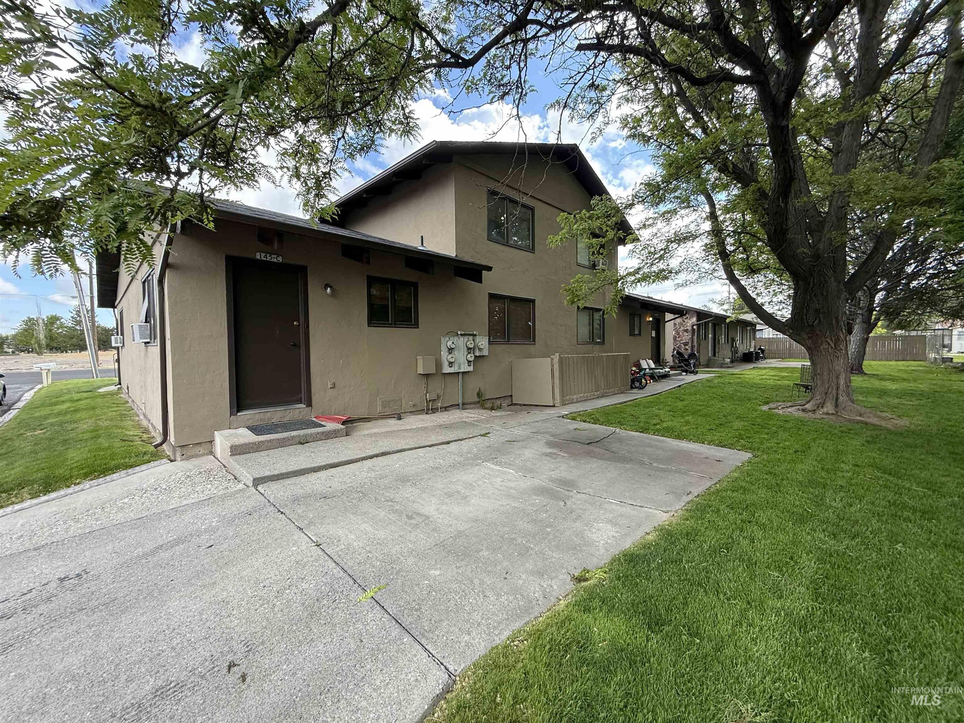 145 Robbins Ave Property Photo 19