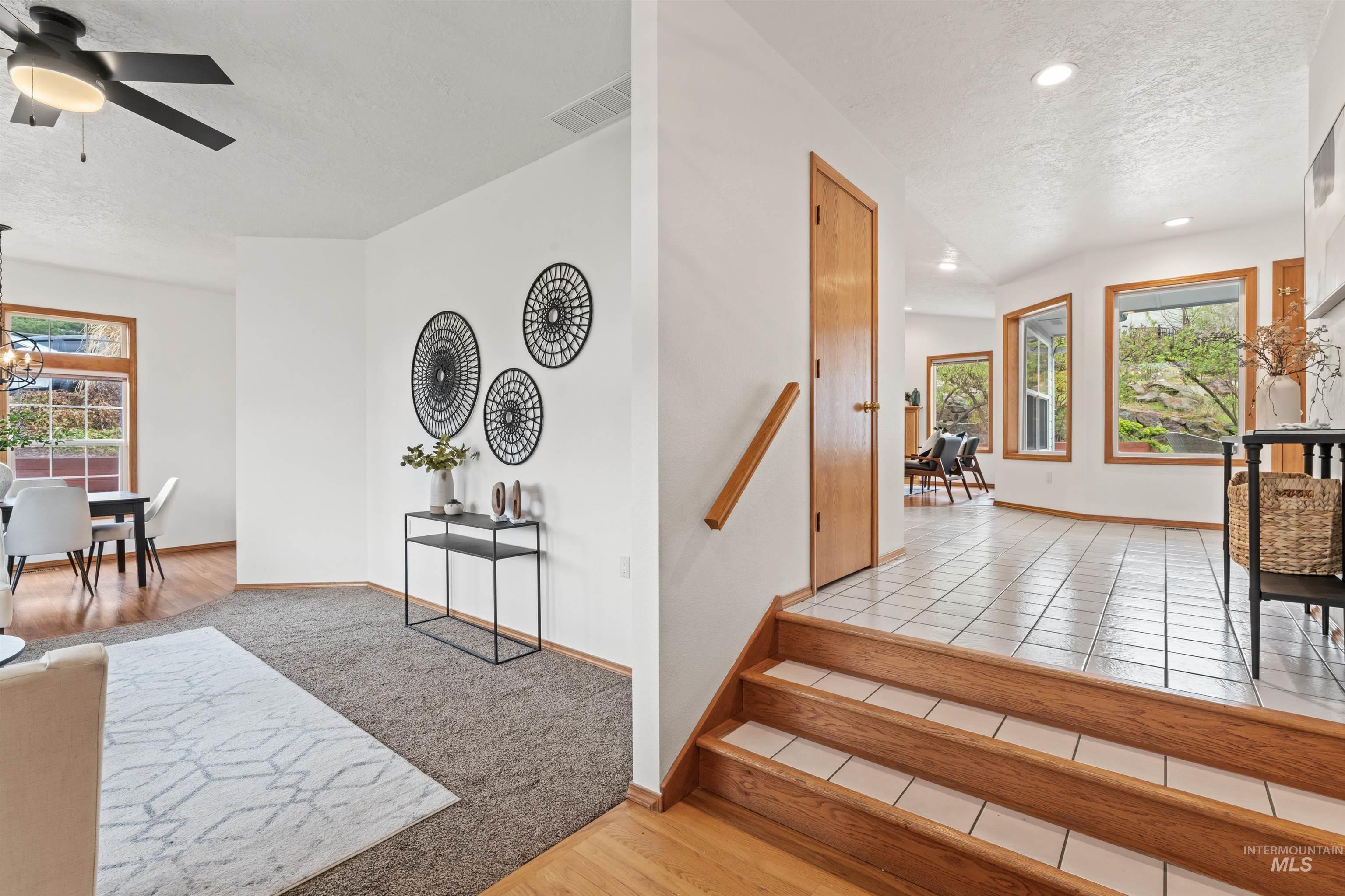 3010 E Starview Drive Property Photo 4