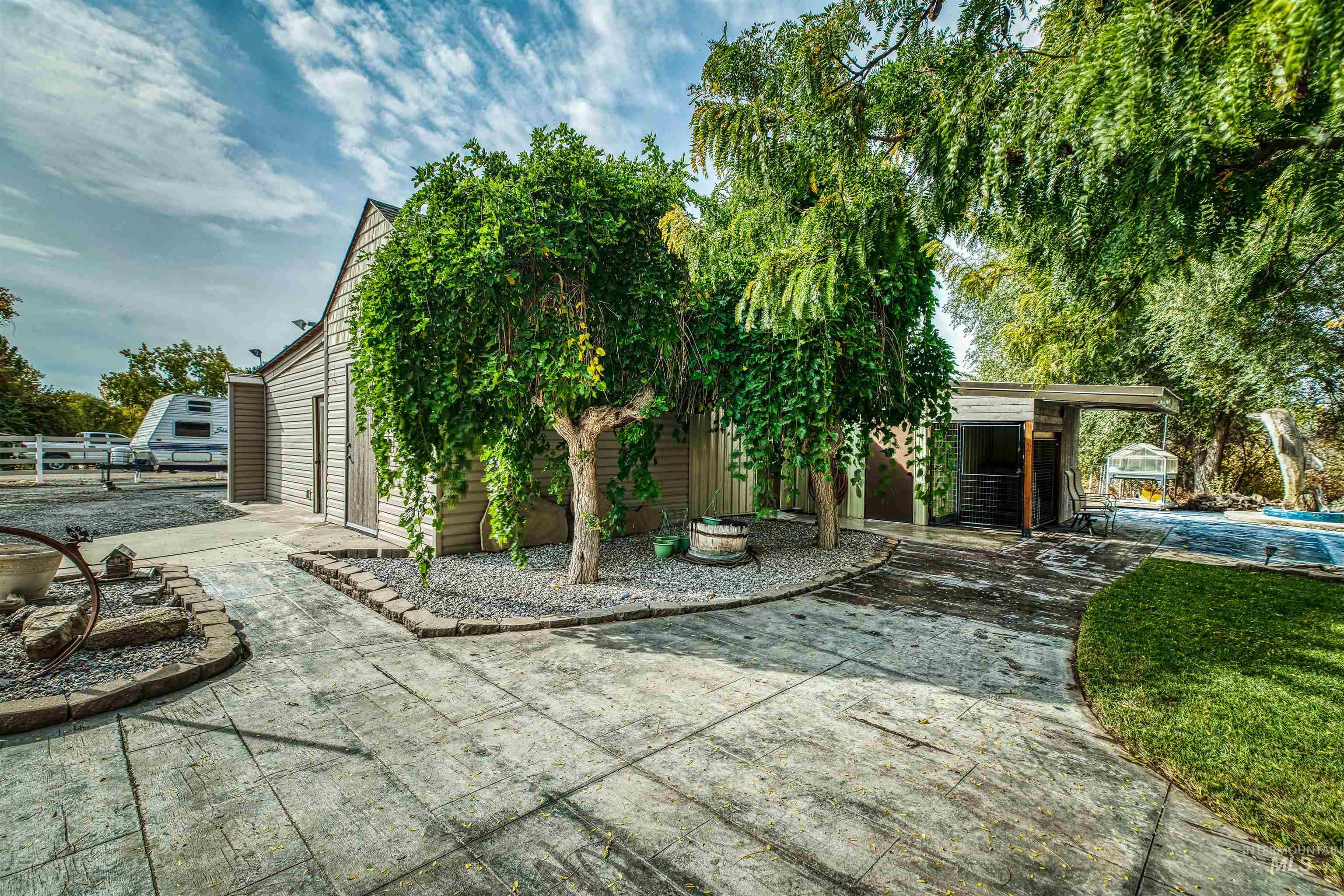 24847 Harvey Road Property Photo 14