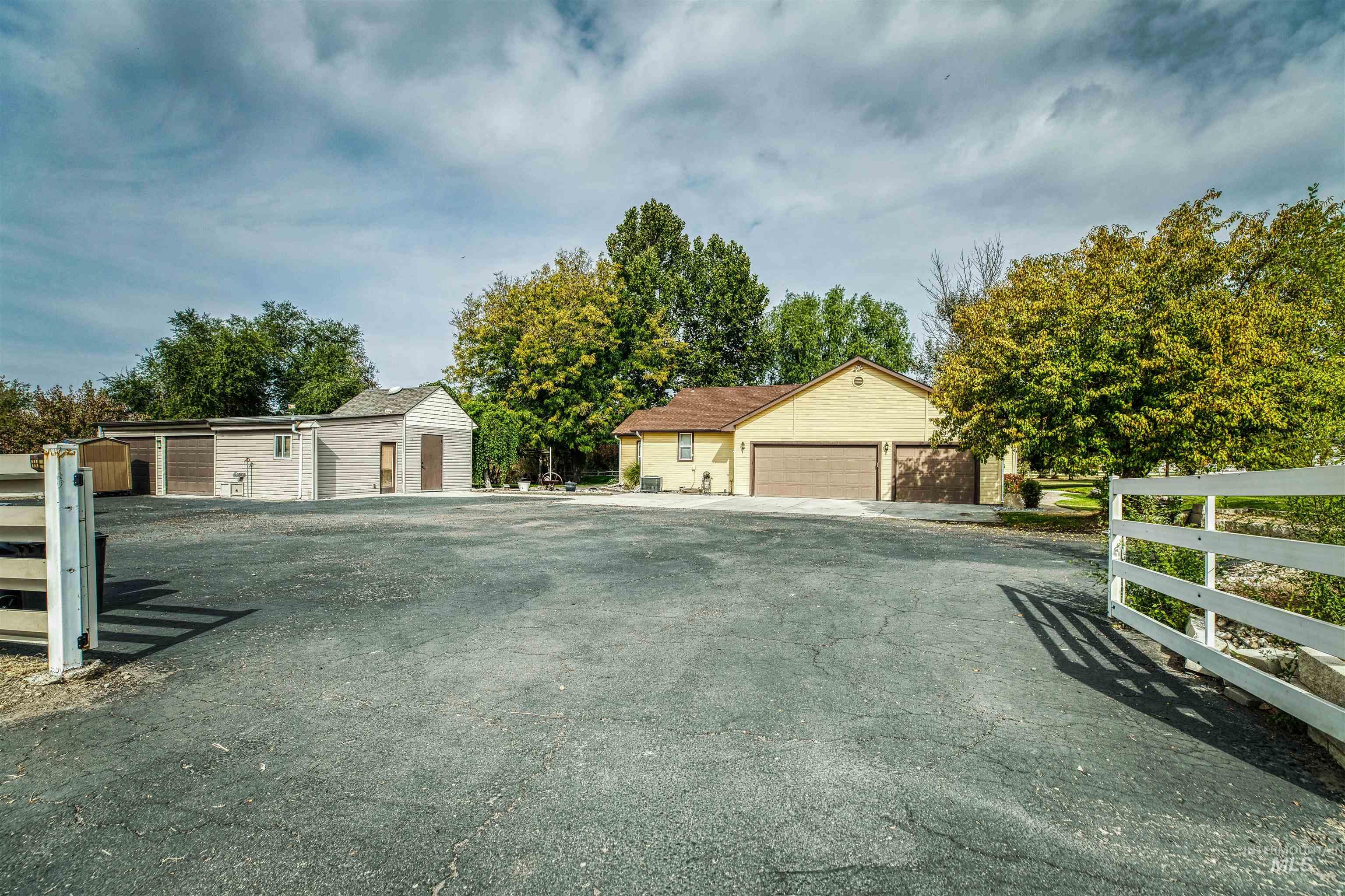 24847 Harvey Road Property Photo 20