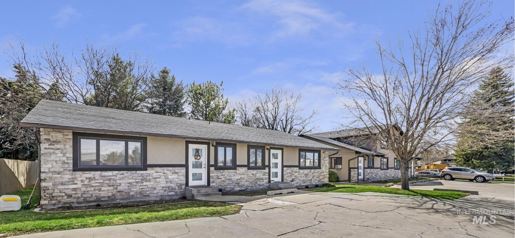 143 Robbins Ave Property Photo