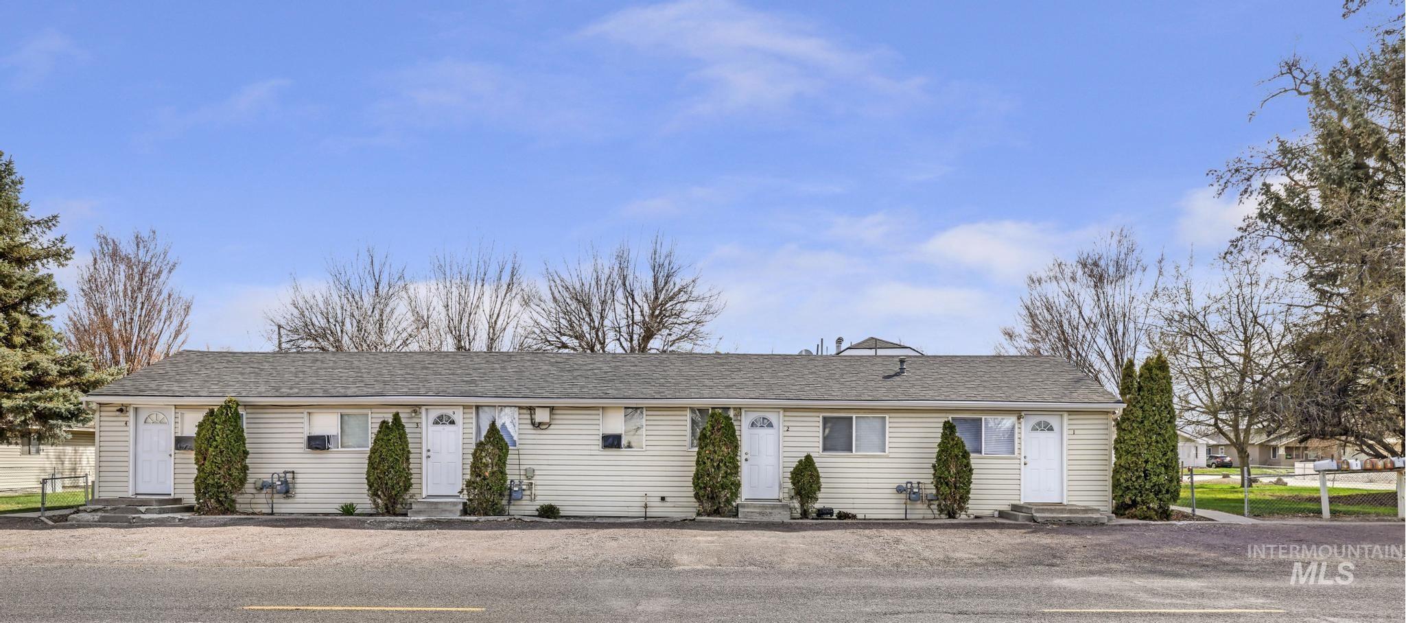 442 Locust St Property Photo 1