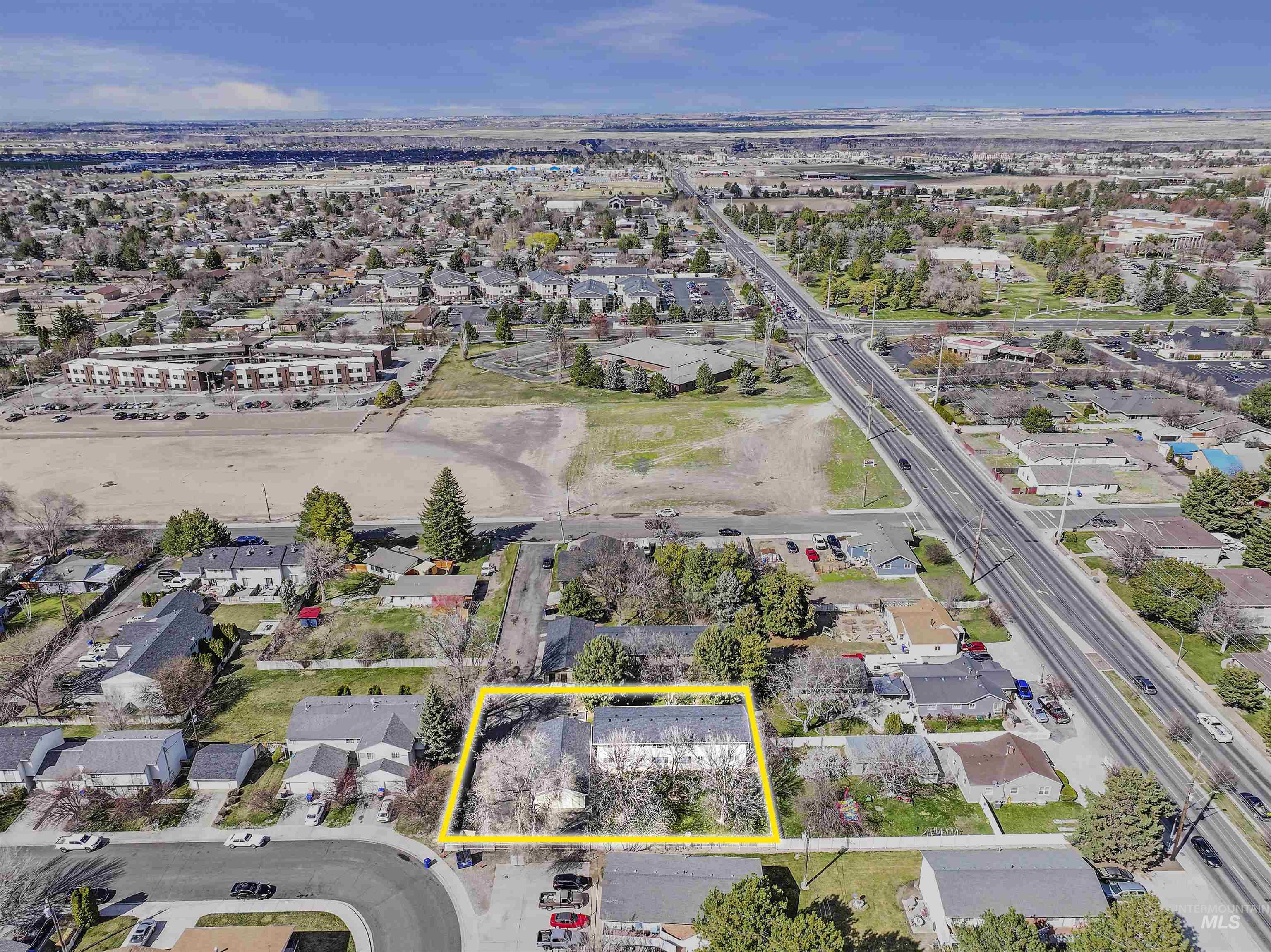 145, 147, 149 Robbins St Property Photo 21