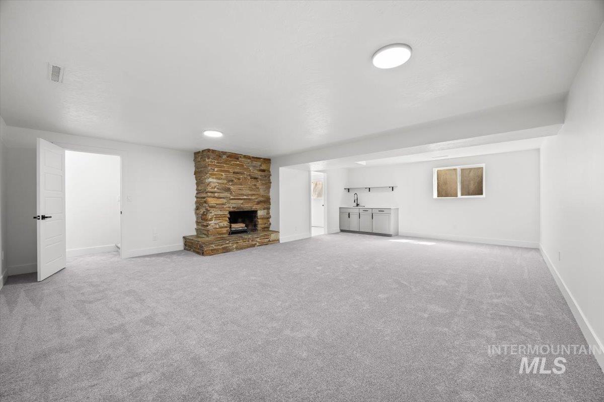 8411 Crestwood Property Photo 29