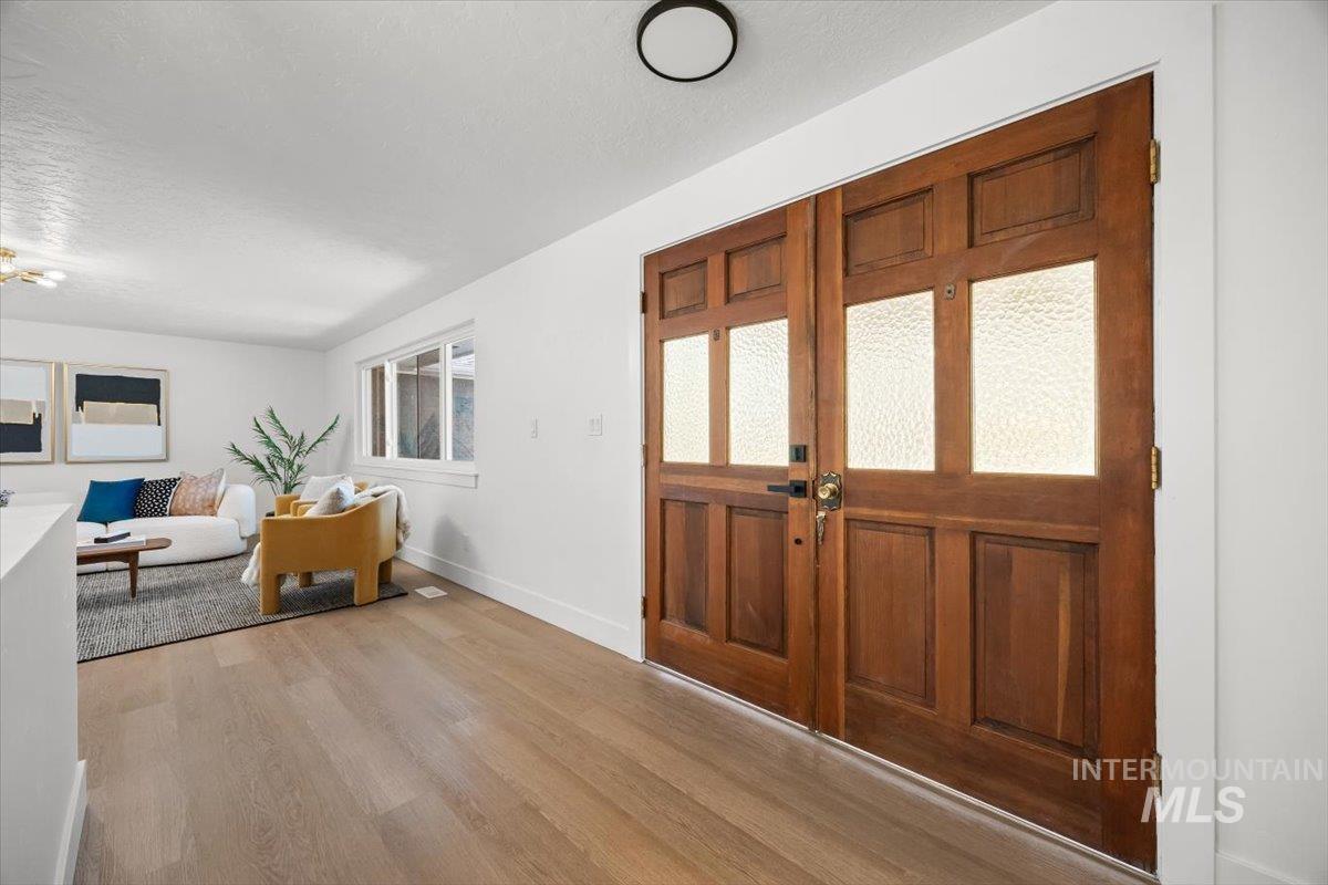 8411 Crestwood Property Photo 46