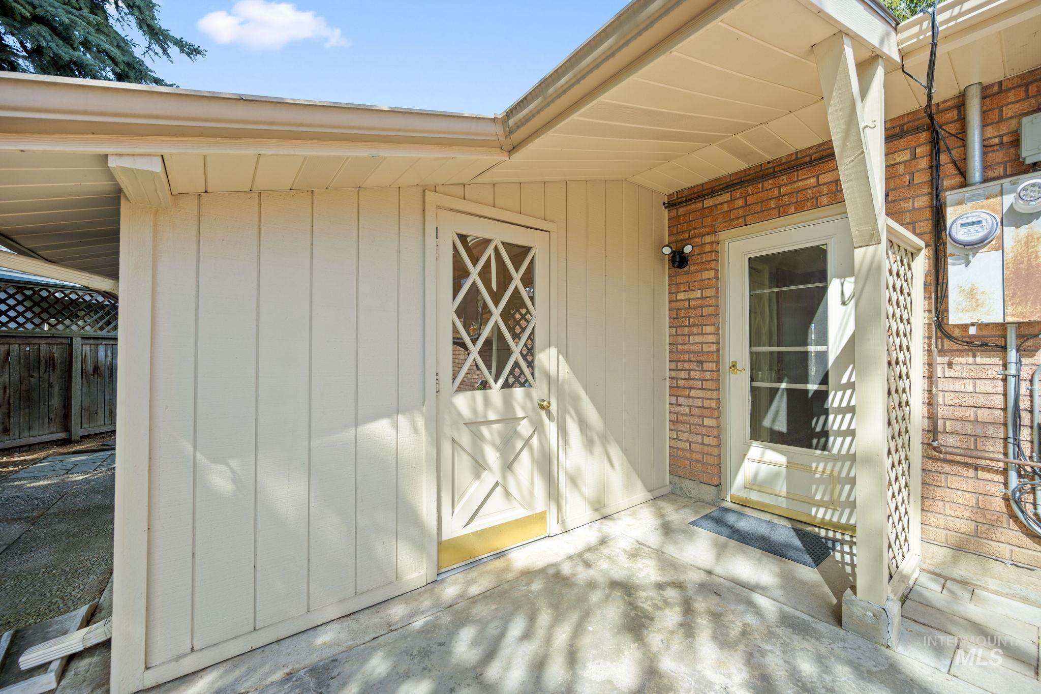 2824 N Weaver Circle Property Photo 23