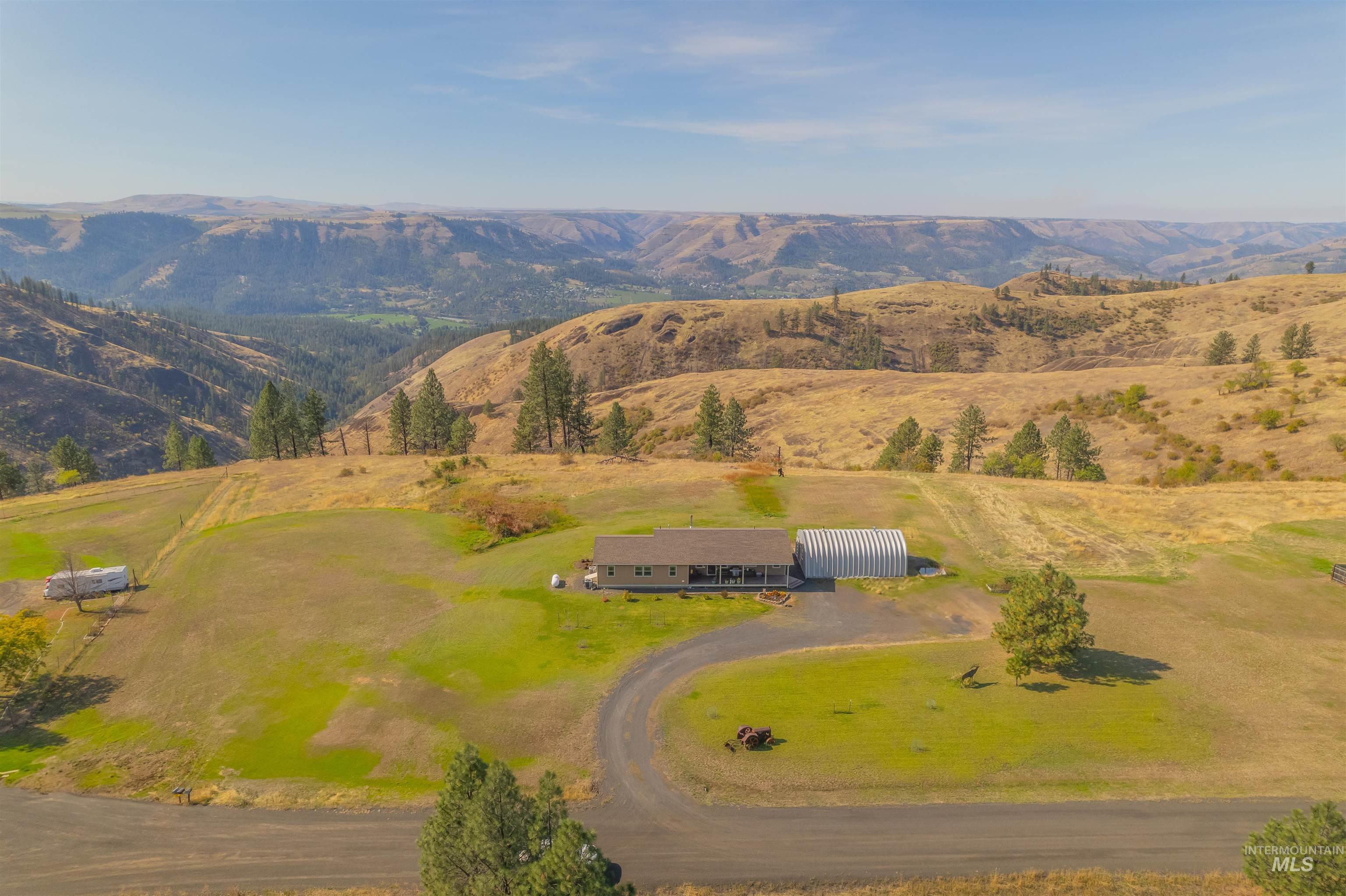 128 Canyon View Road Property Photo 3