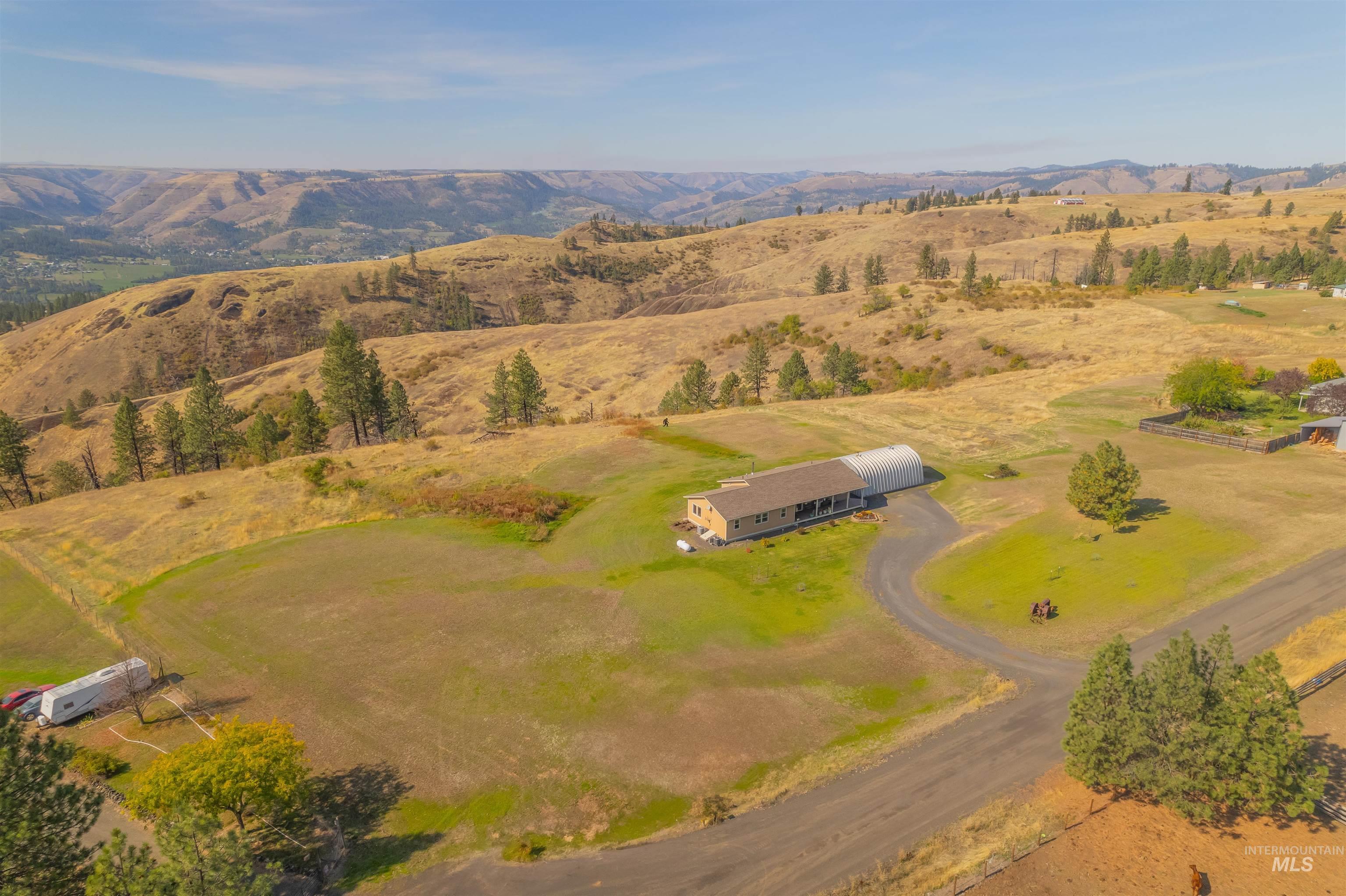128 Canyon View Road Property Photo 5