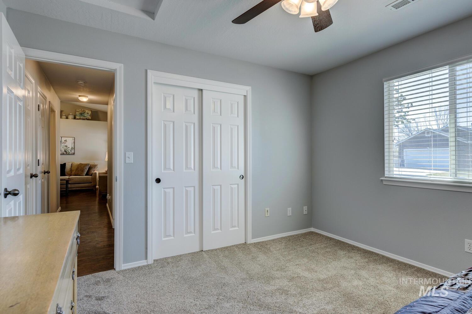 2522 E Lily Property Photo 25