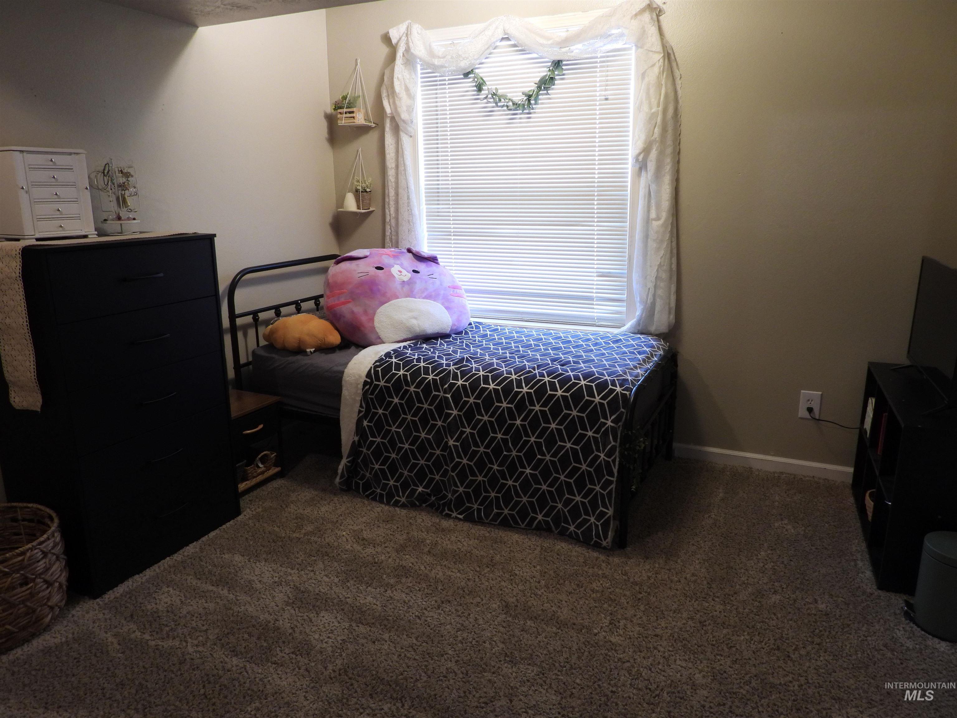 21141 Peckham Rd Property Photo 12