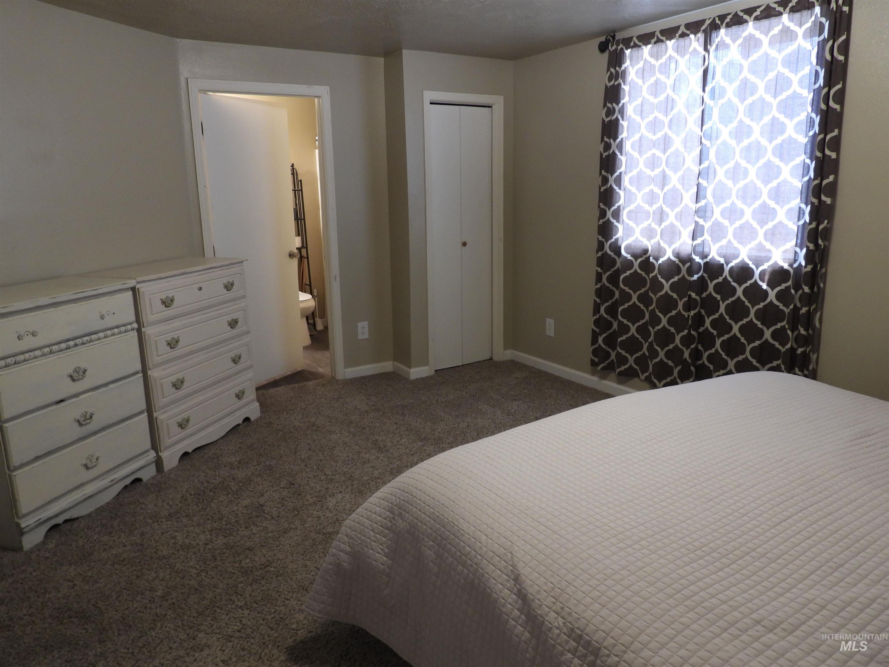 21141 Peckham Rd Property Photo 13
