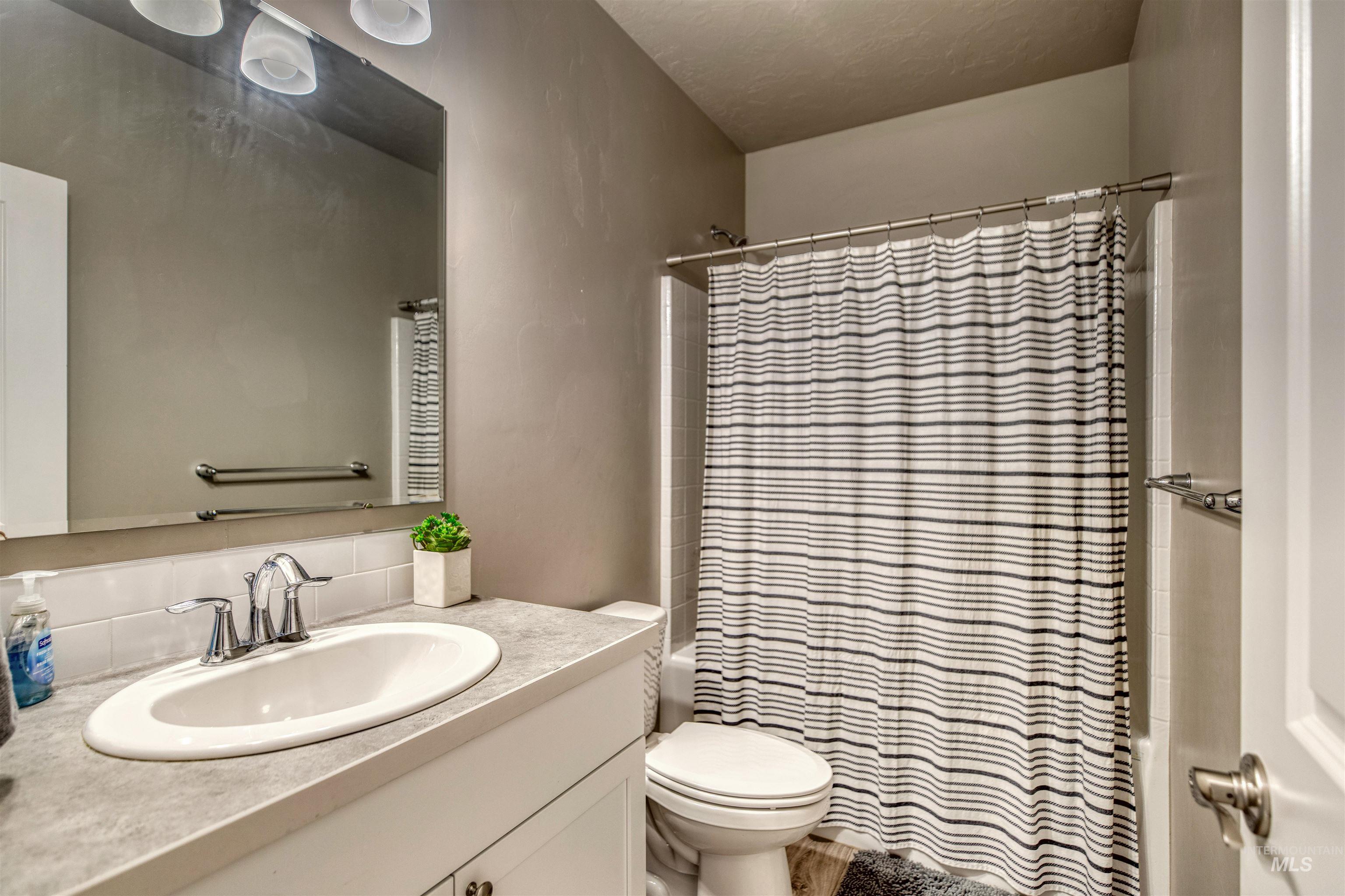 7088 S Maverick Way Property Photo 22