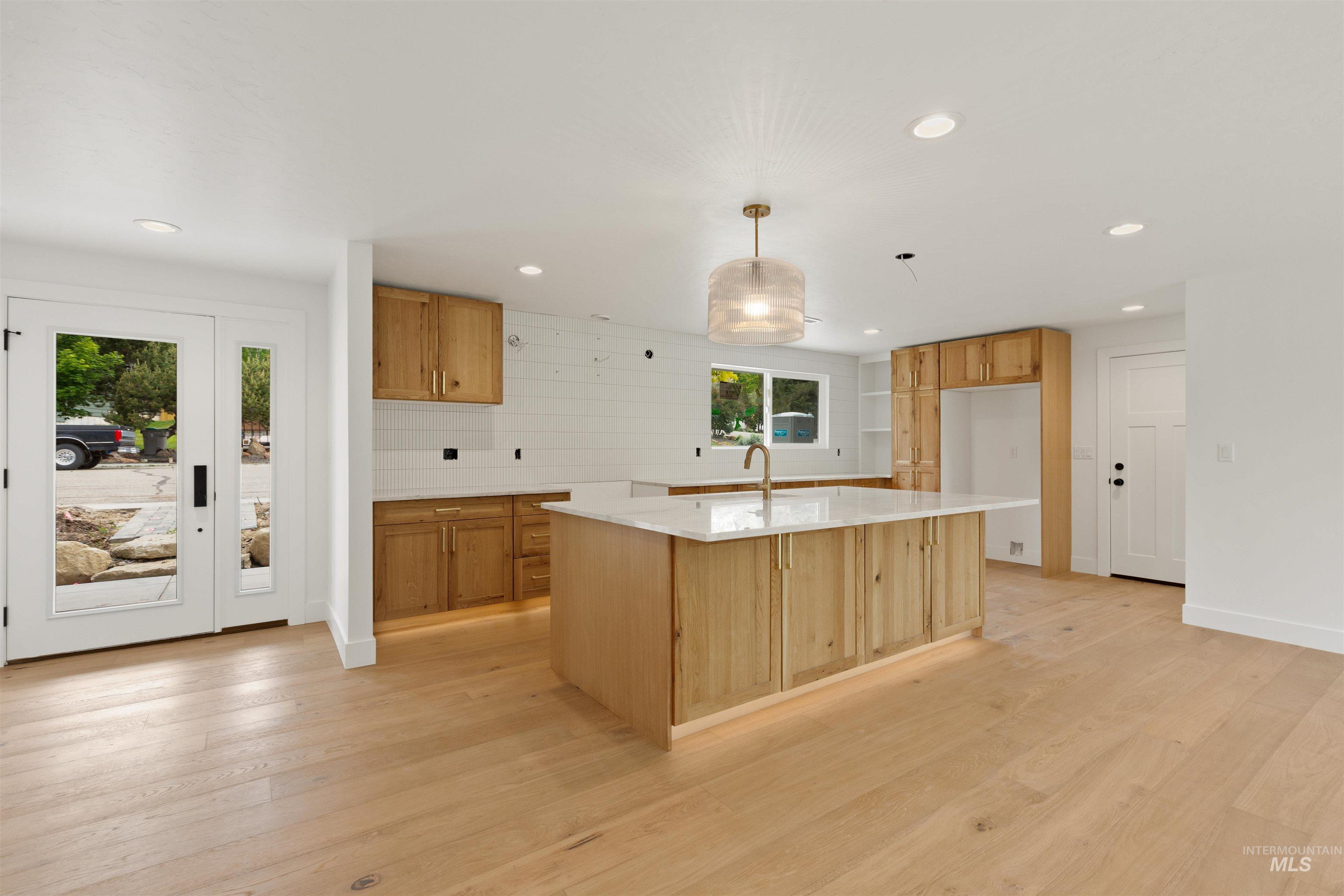 2287 S Toluka Way Property Photo 18