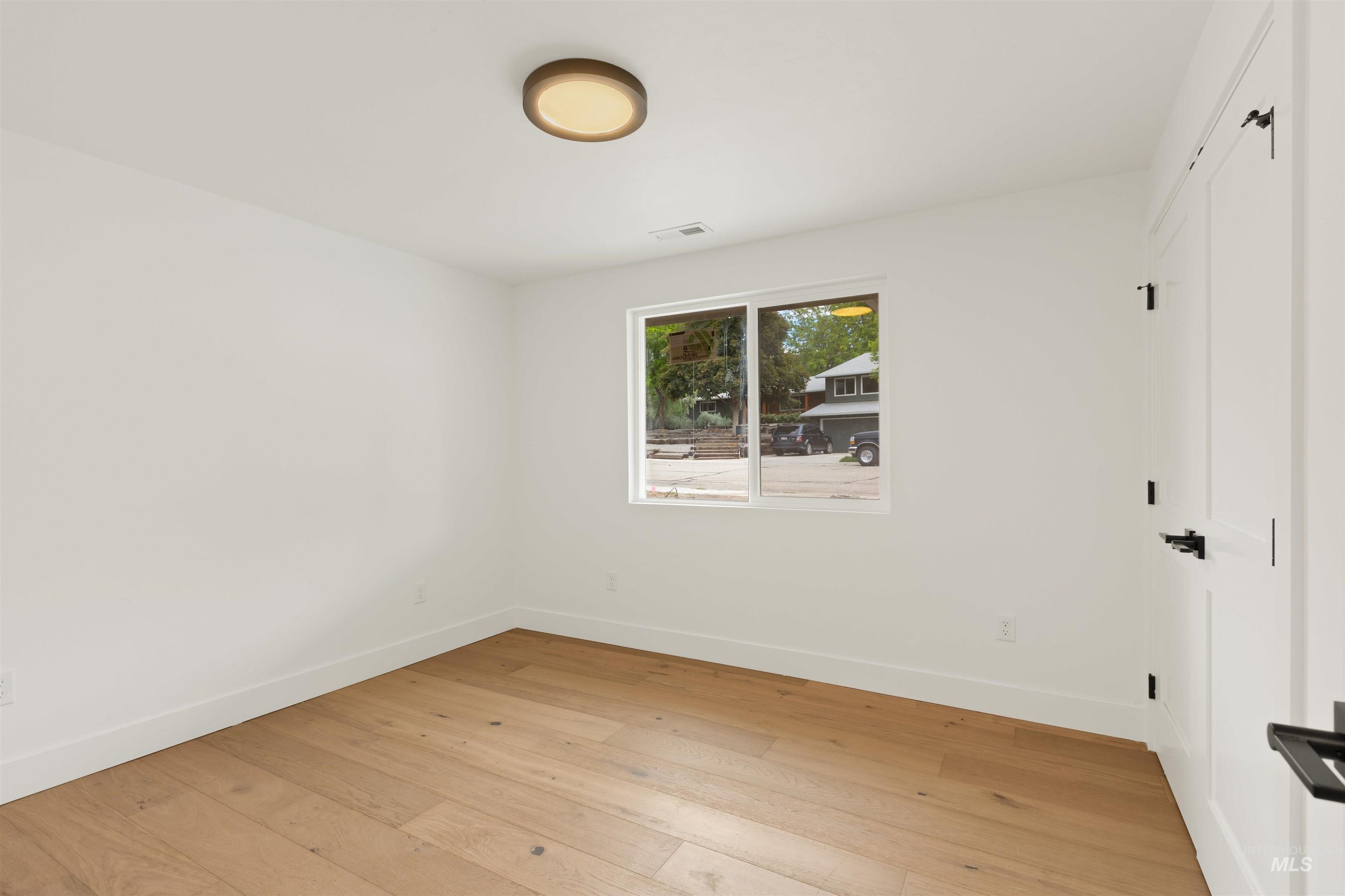2287 S Toluka Way Property Photo 24