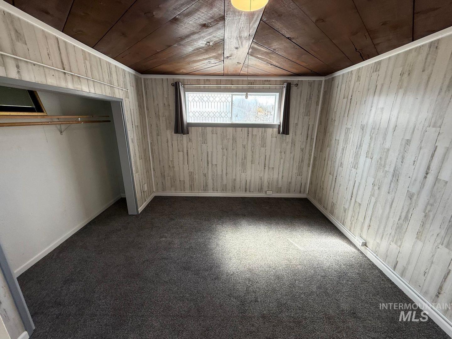 522 Ellis Ave Property Photo 11