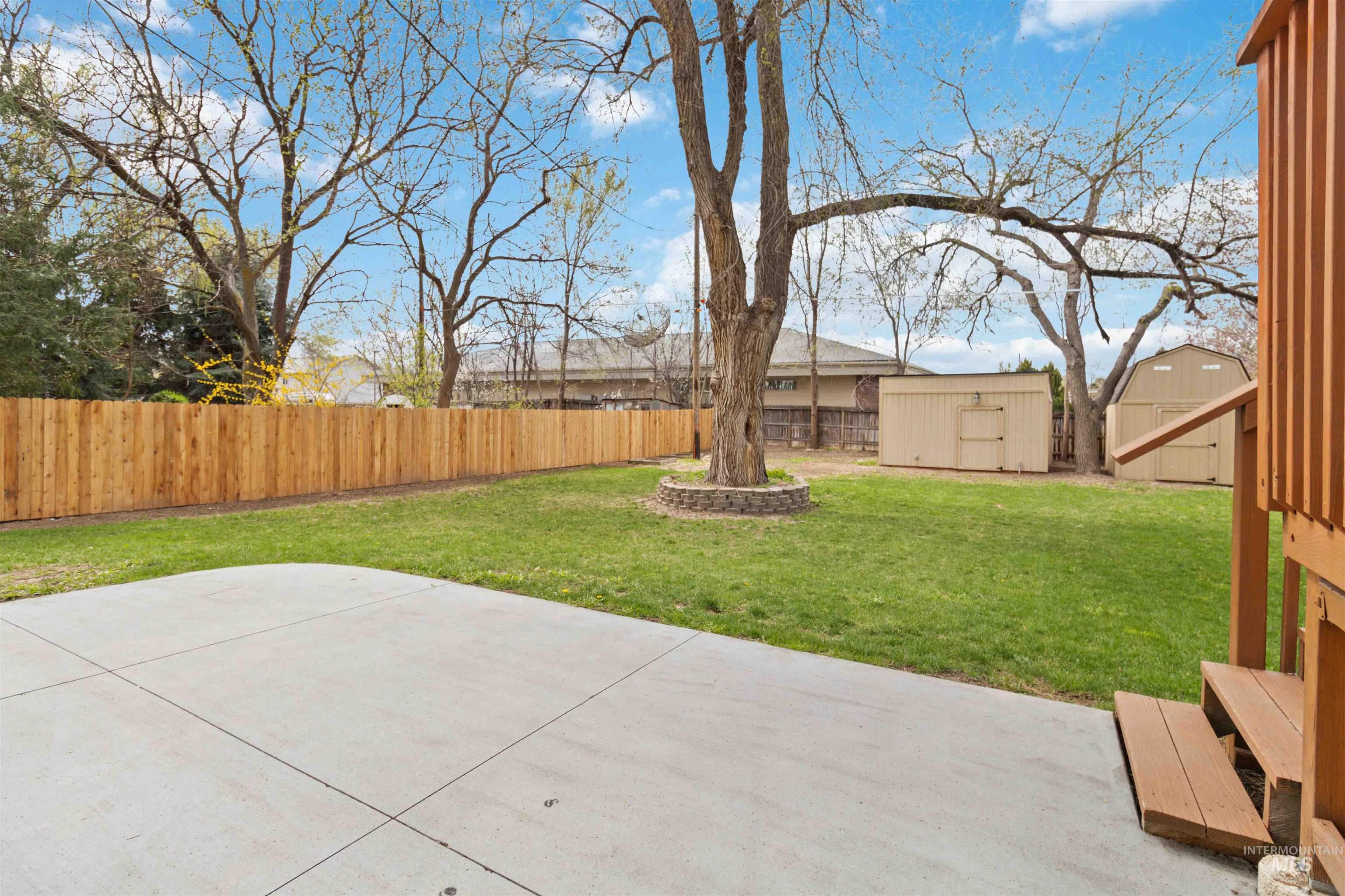 815 S Chestnut Property Photo 5