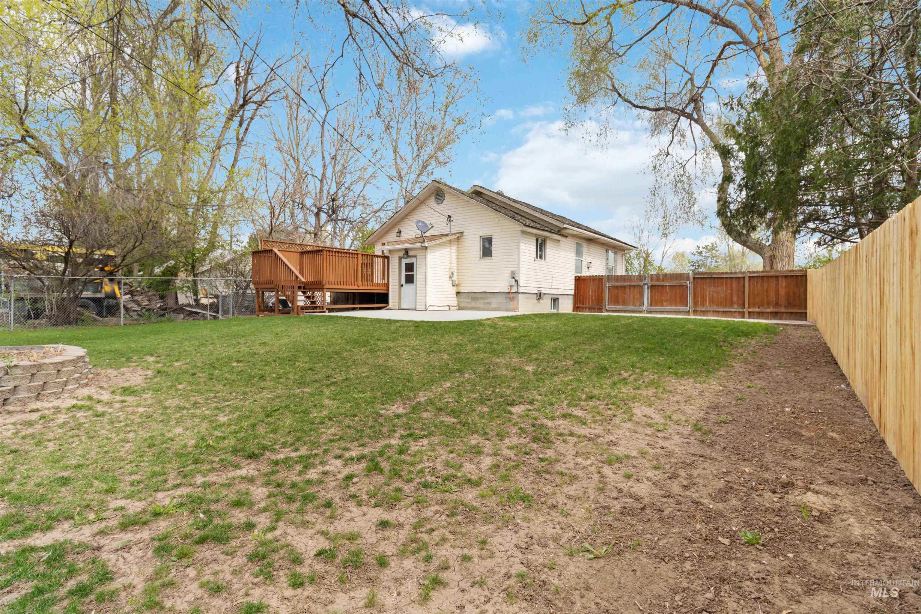 815 S Chestnut Property Photo 43