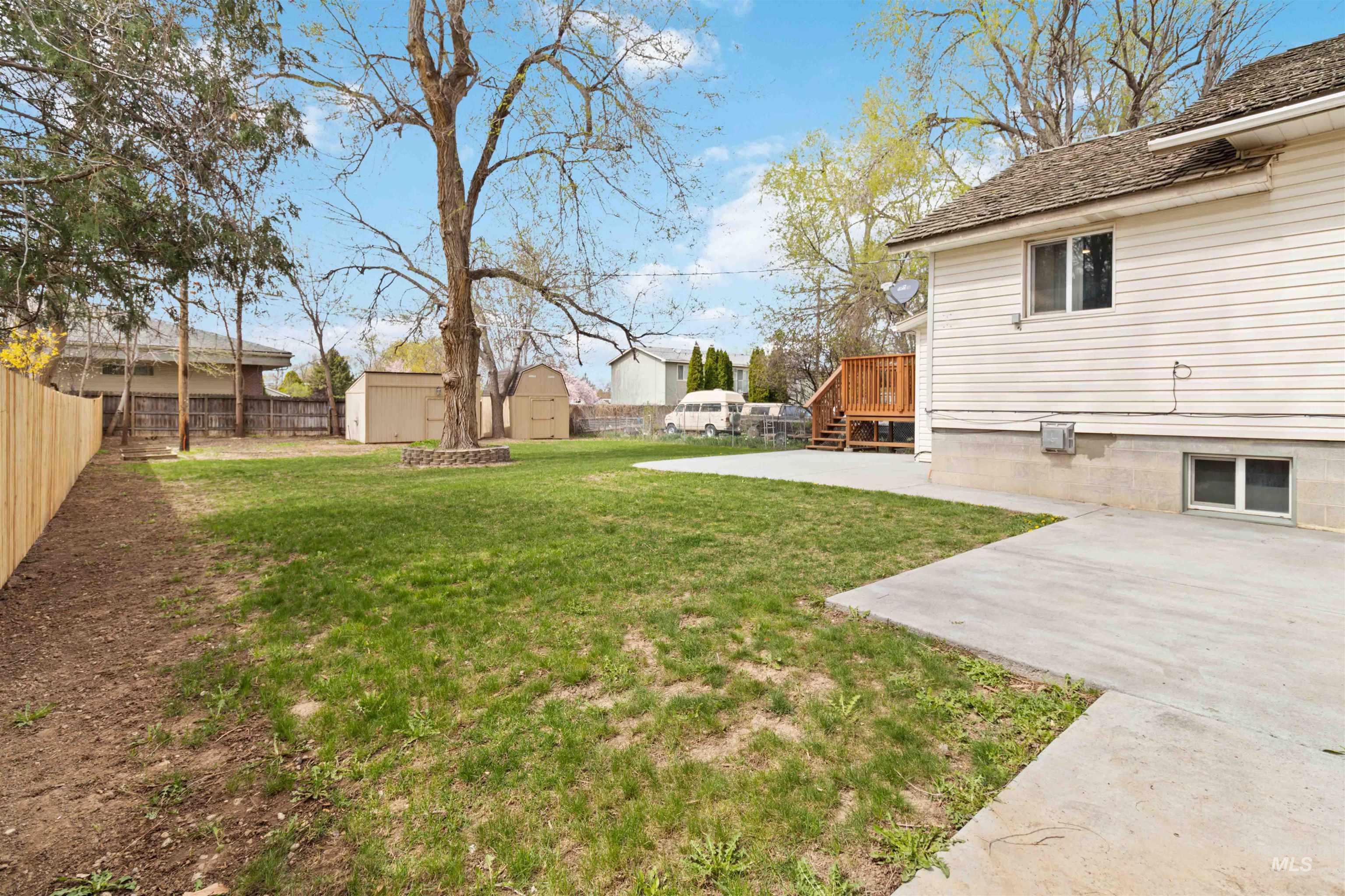 815 S Chestnut Property Photo 44