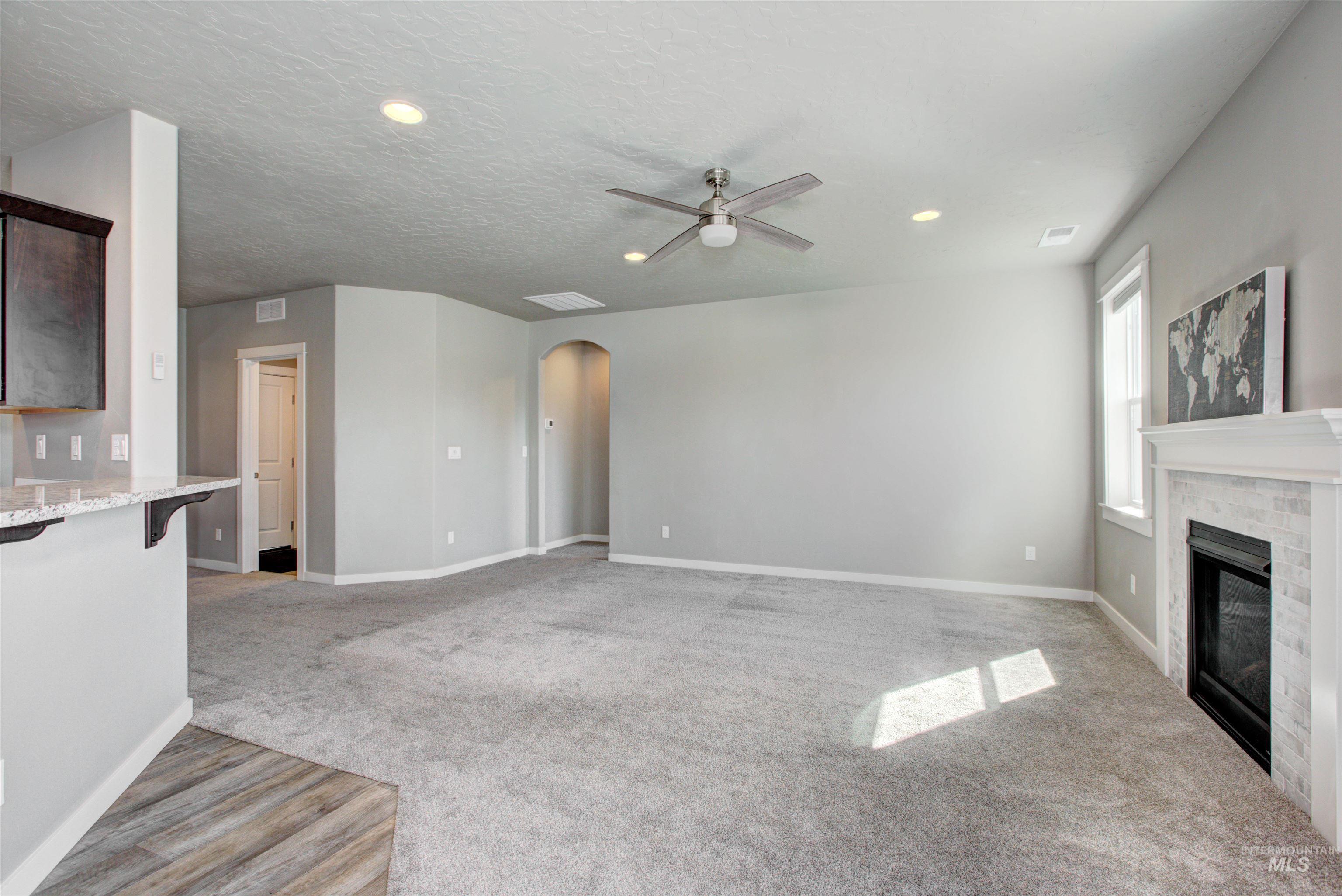 2337 W Skylar St Property Photo 15