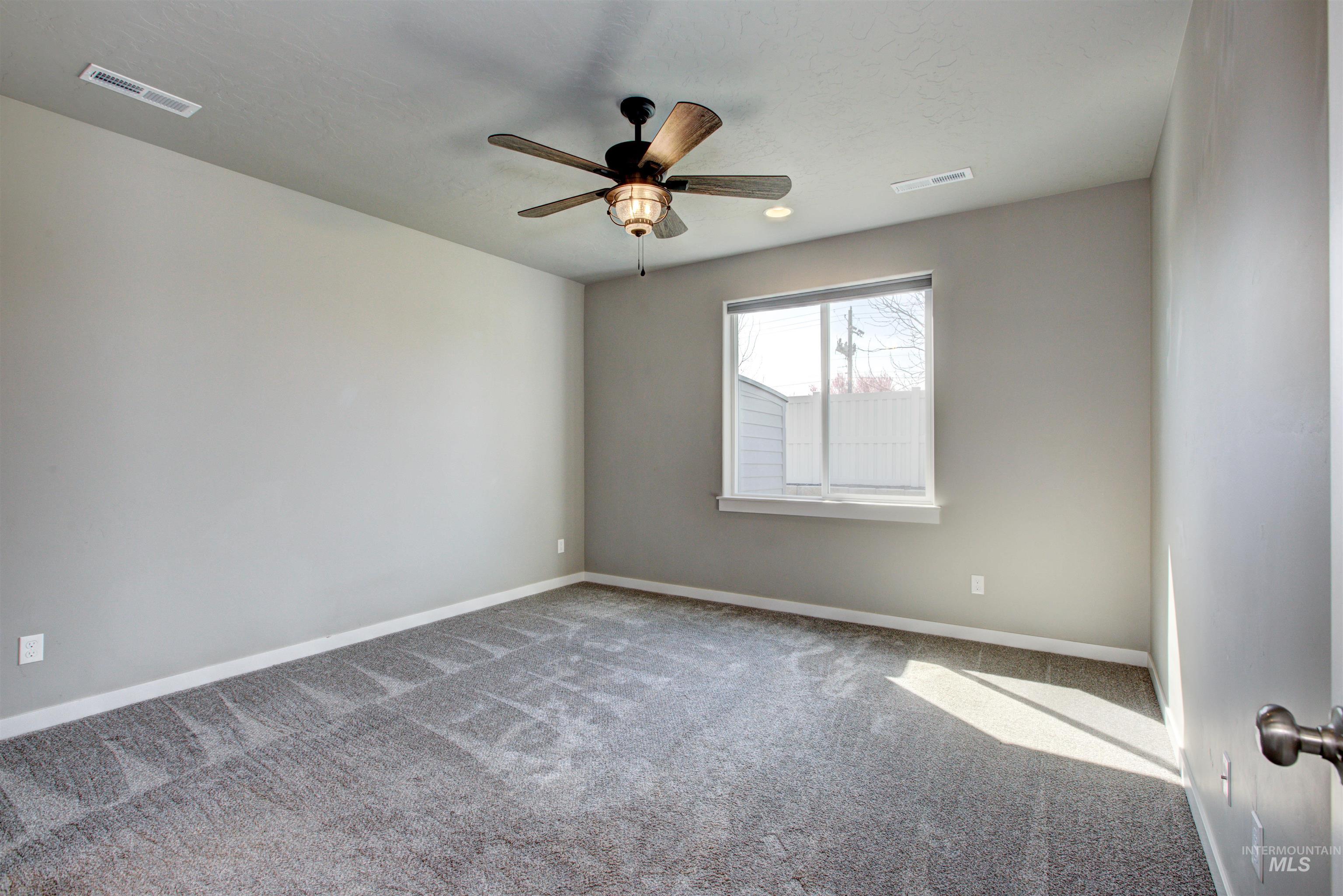 2337 W Skylar St Property Photo 24