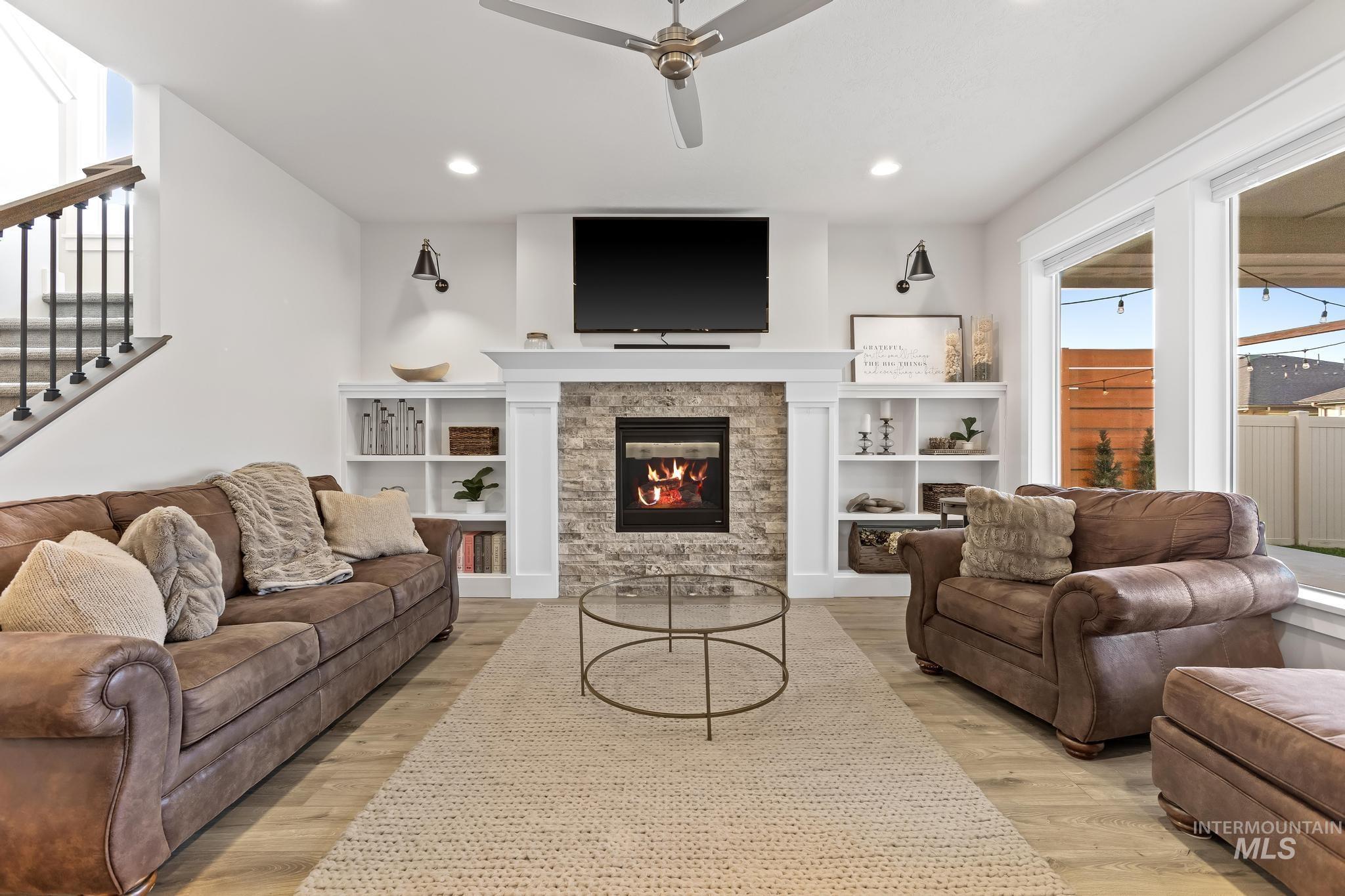 486 E Andes Drive Property Photo 10