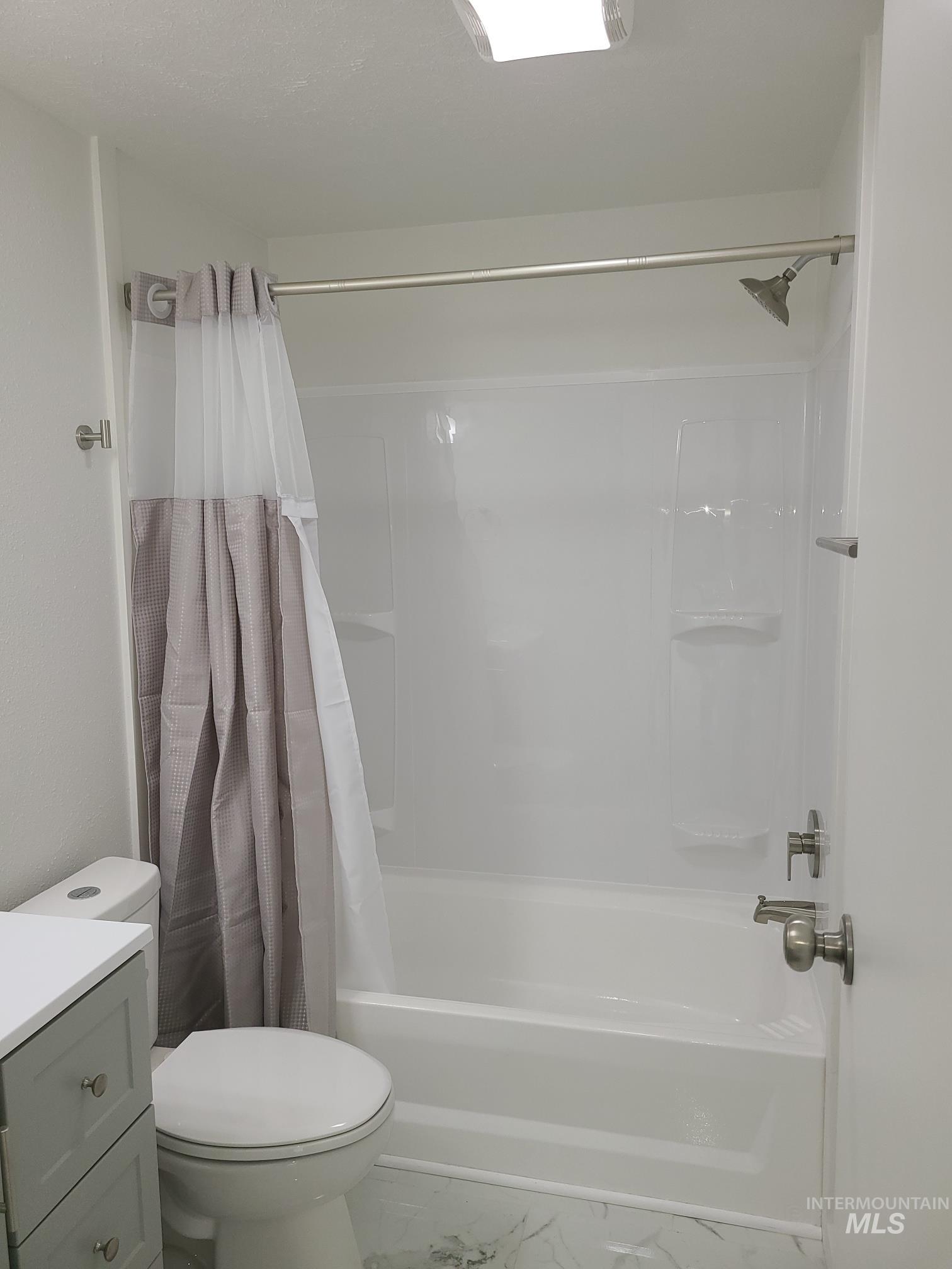 557 N Meadowland Cir Property Photo 20