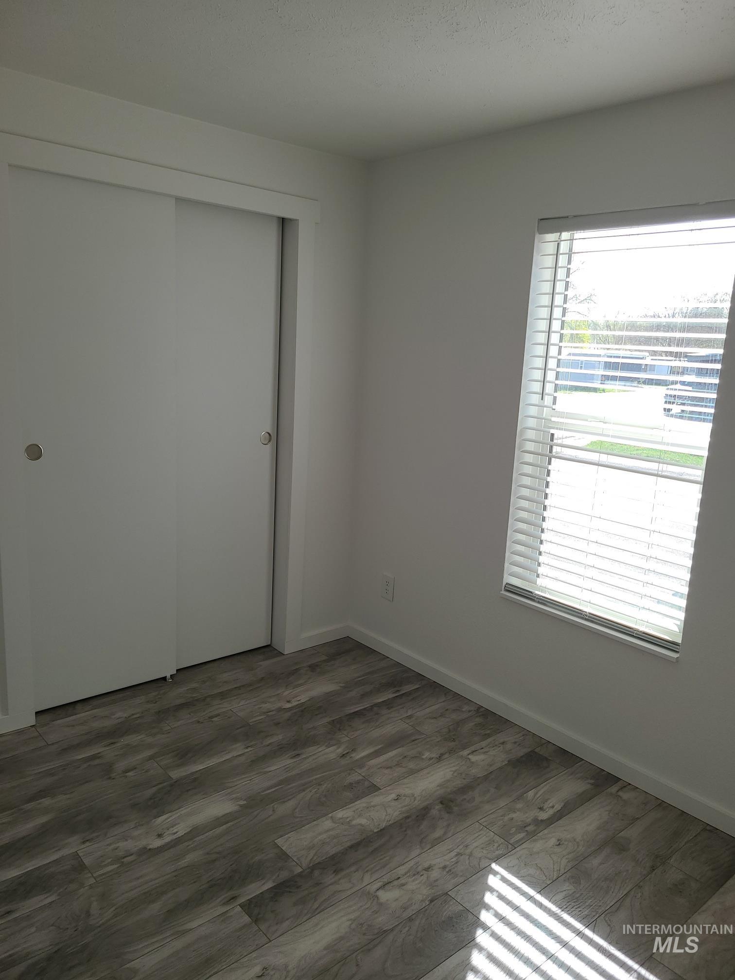 557 N Meadowland Cir Property Photo 24
