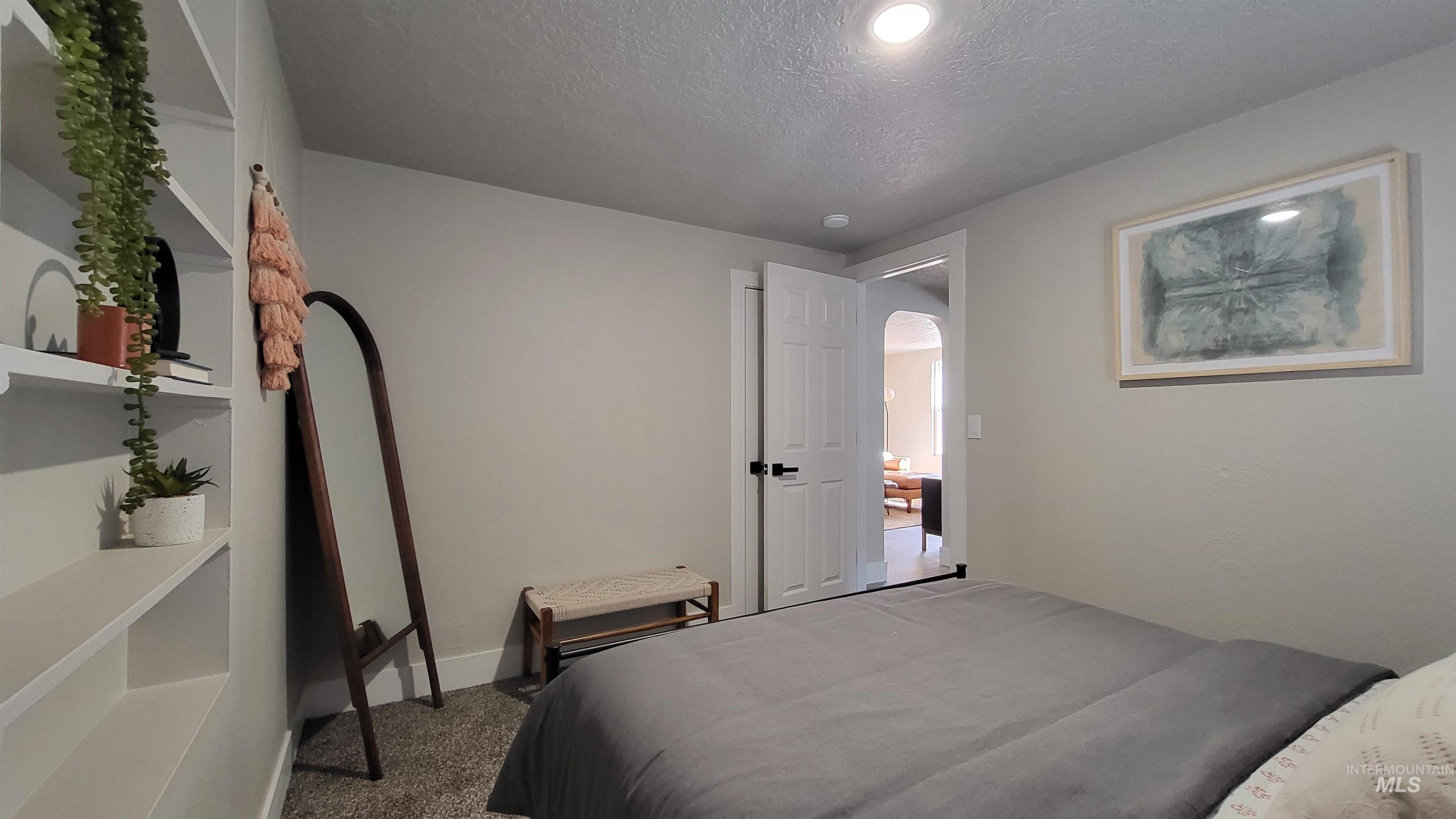 1101 Clithero Dr. Property Photo 10