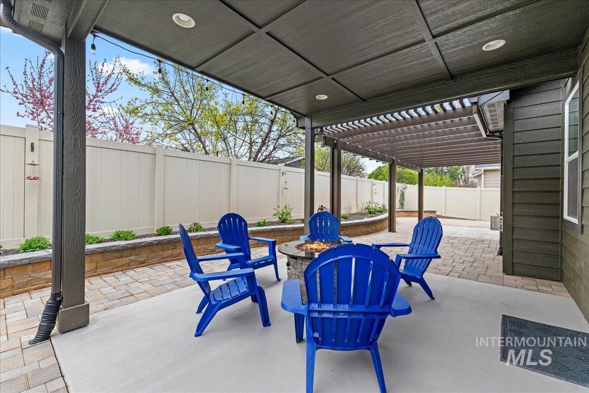 1152 W Judah Loop Property Photo 25