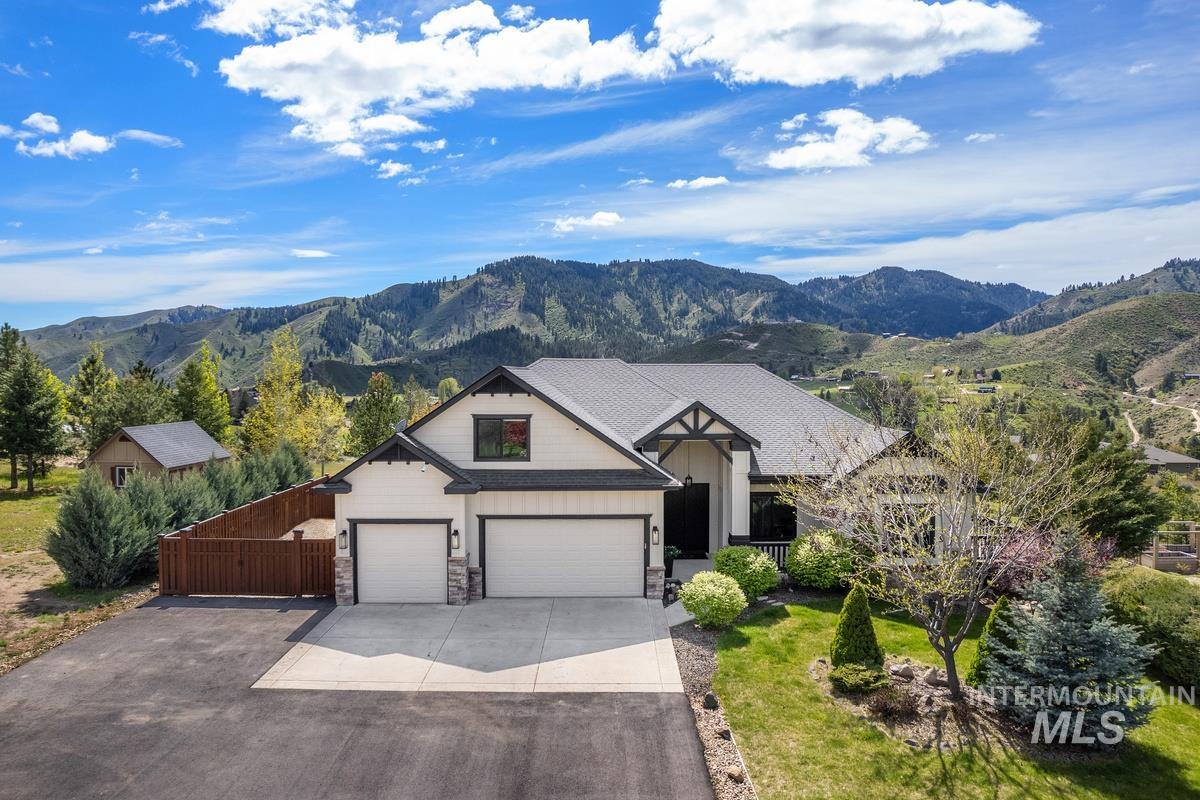 18 Mores Creek Rim Rd Property Photo