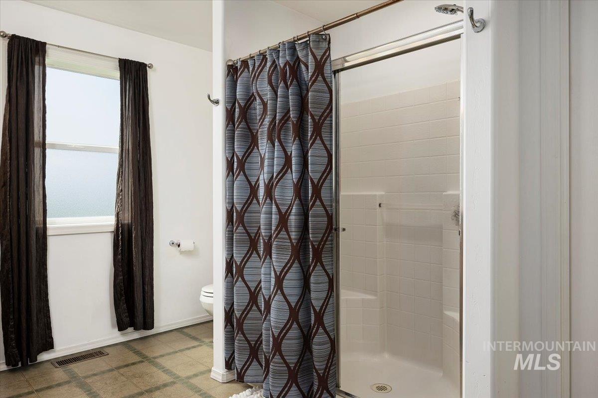 323 W 100 N Property Photo 25