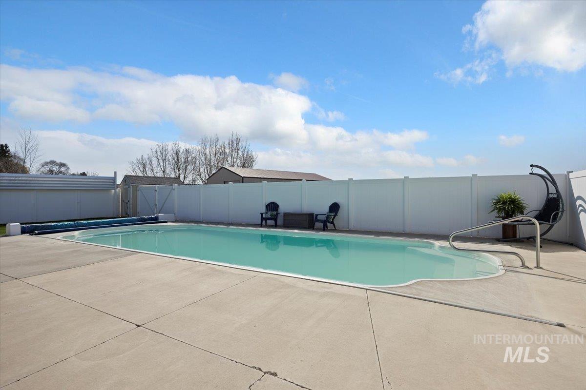 323 W 100 N Property Photo 31