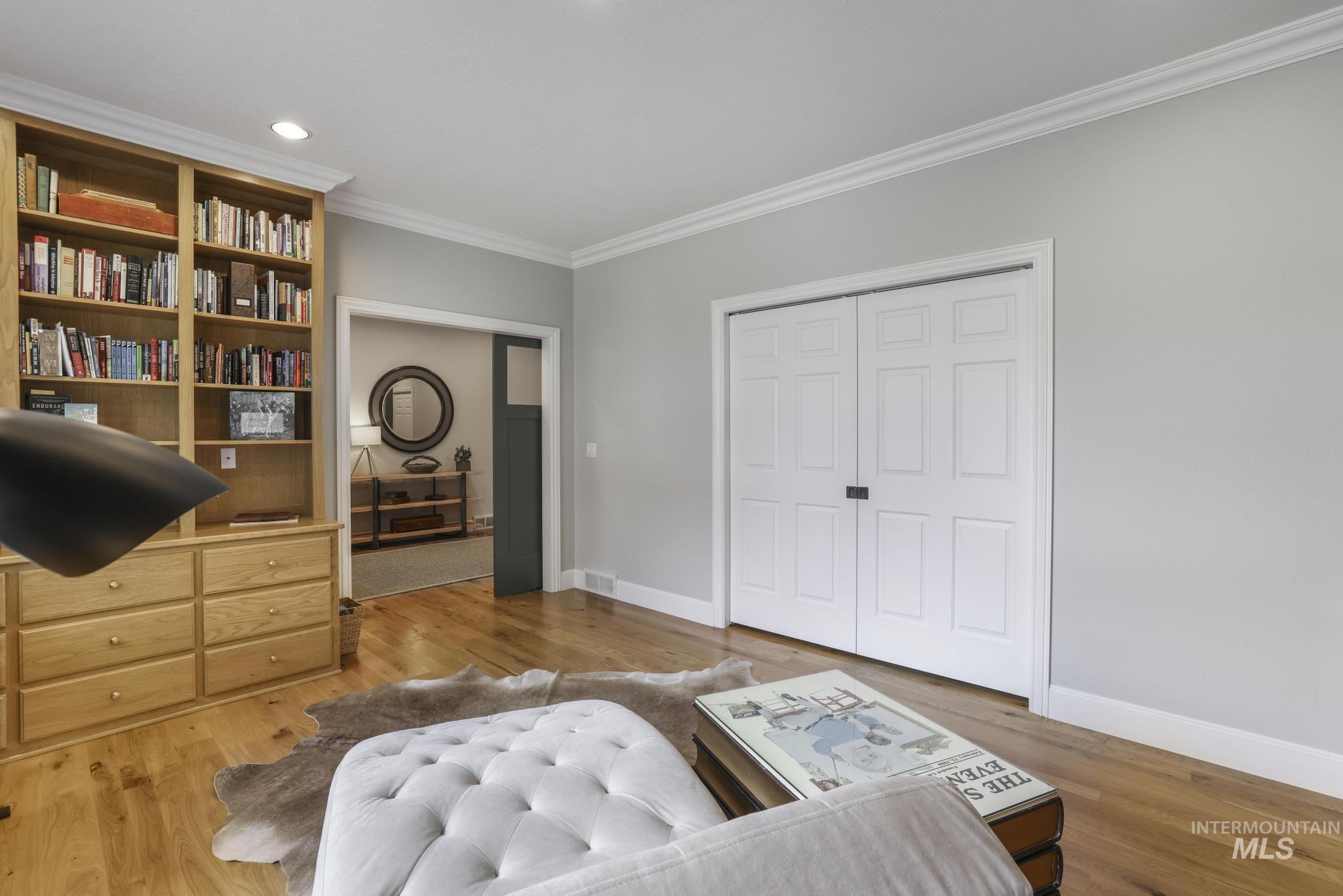 3116 Laurelwood Dr Property Photo 5