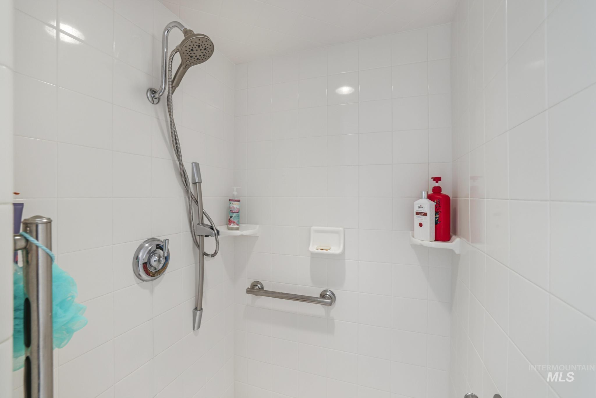 3116 Laurelwood Dr Property Photo 18