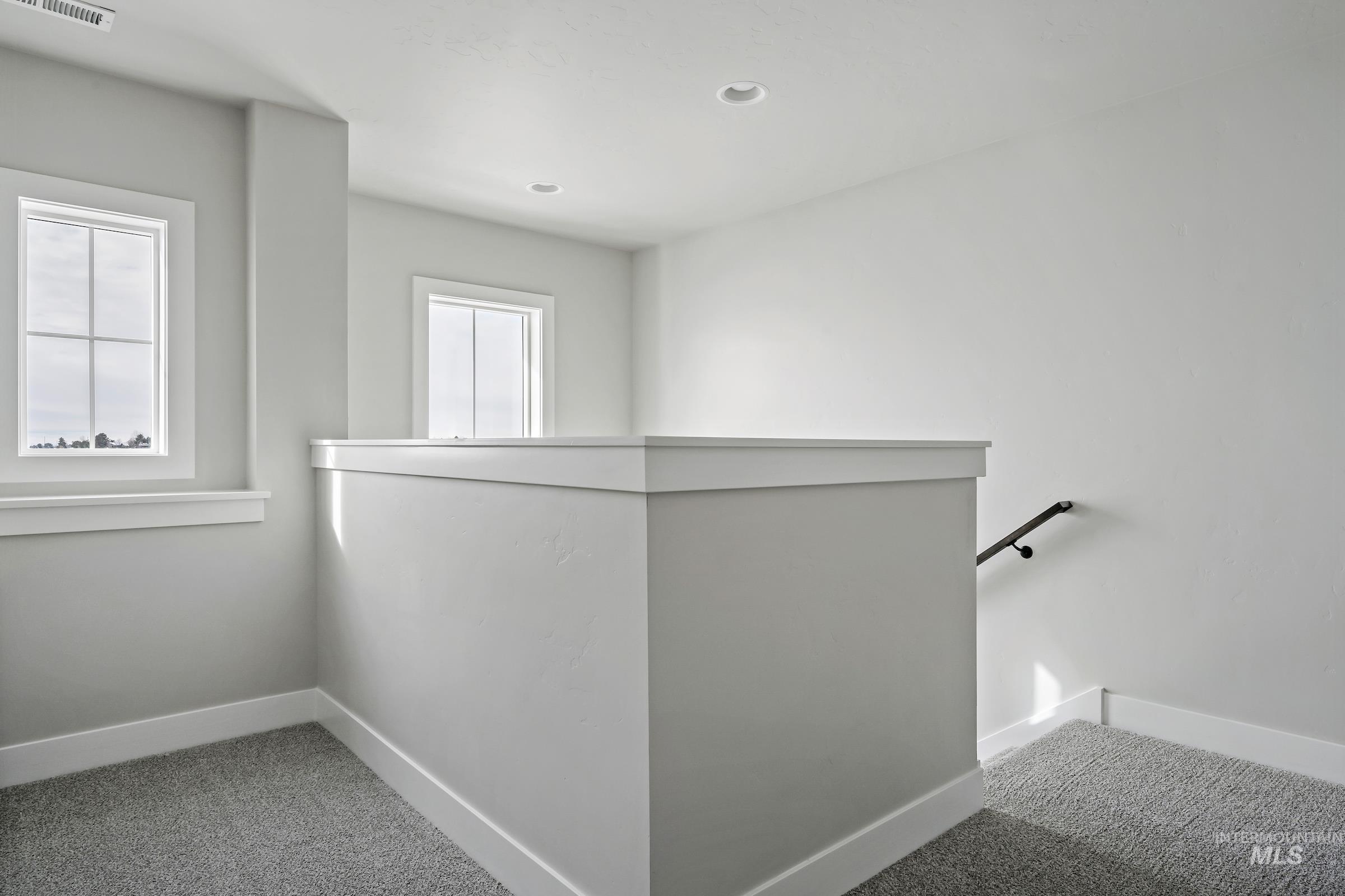 6080 S Apex Ave Property Photo 16