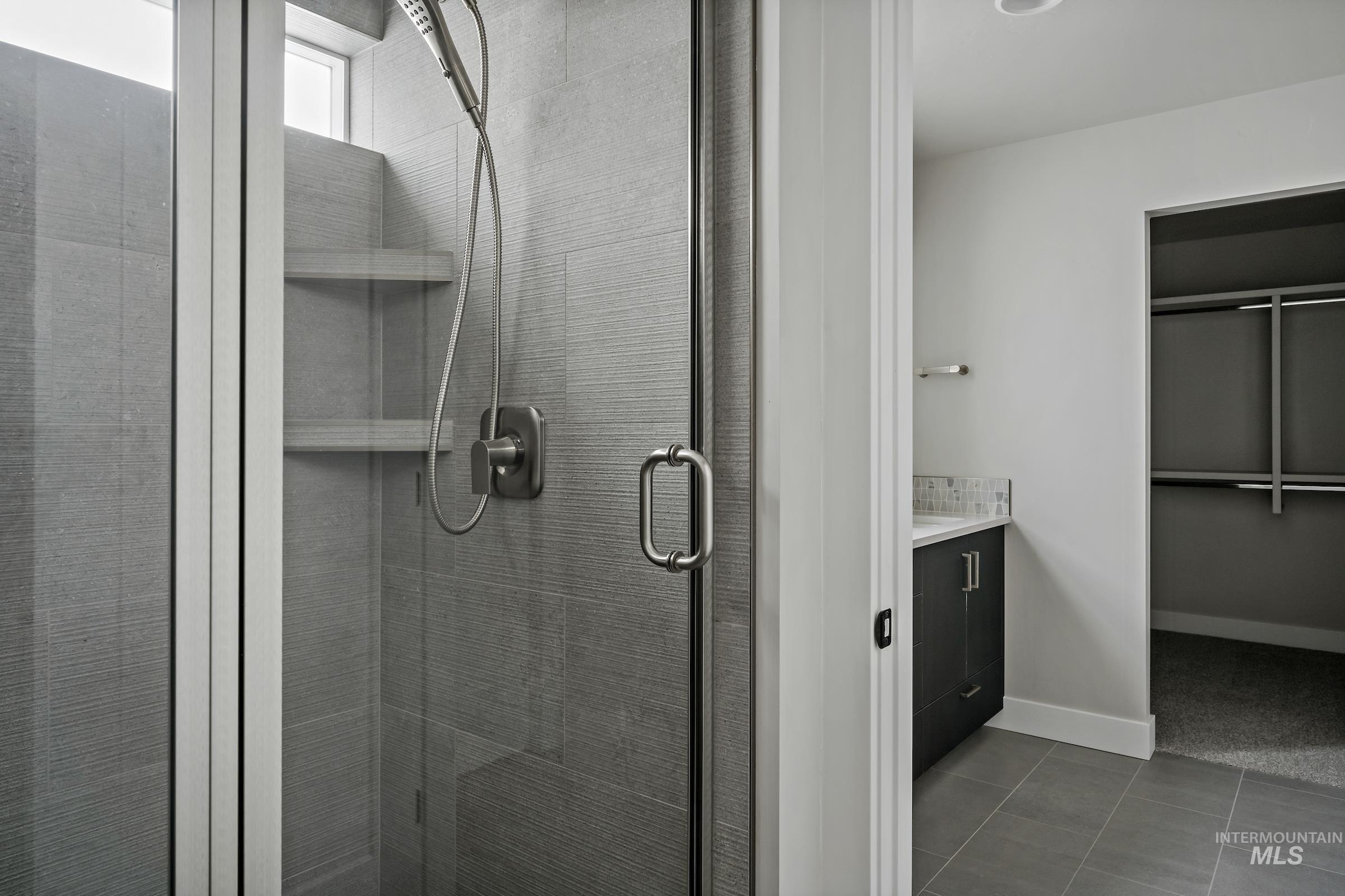 6080 S Apex Ave Property Photo 21