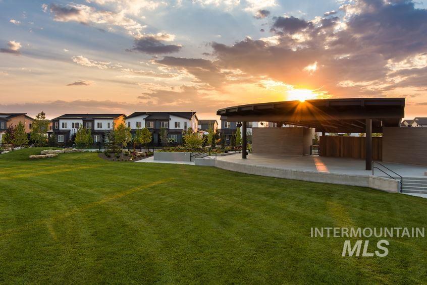 6080 S Apex Ave Property Photo 29