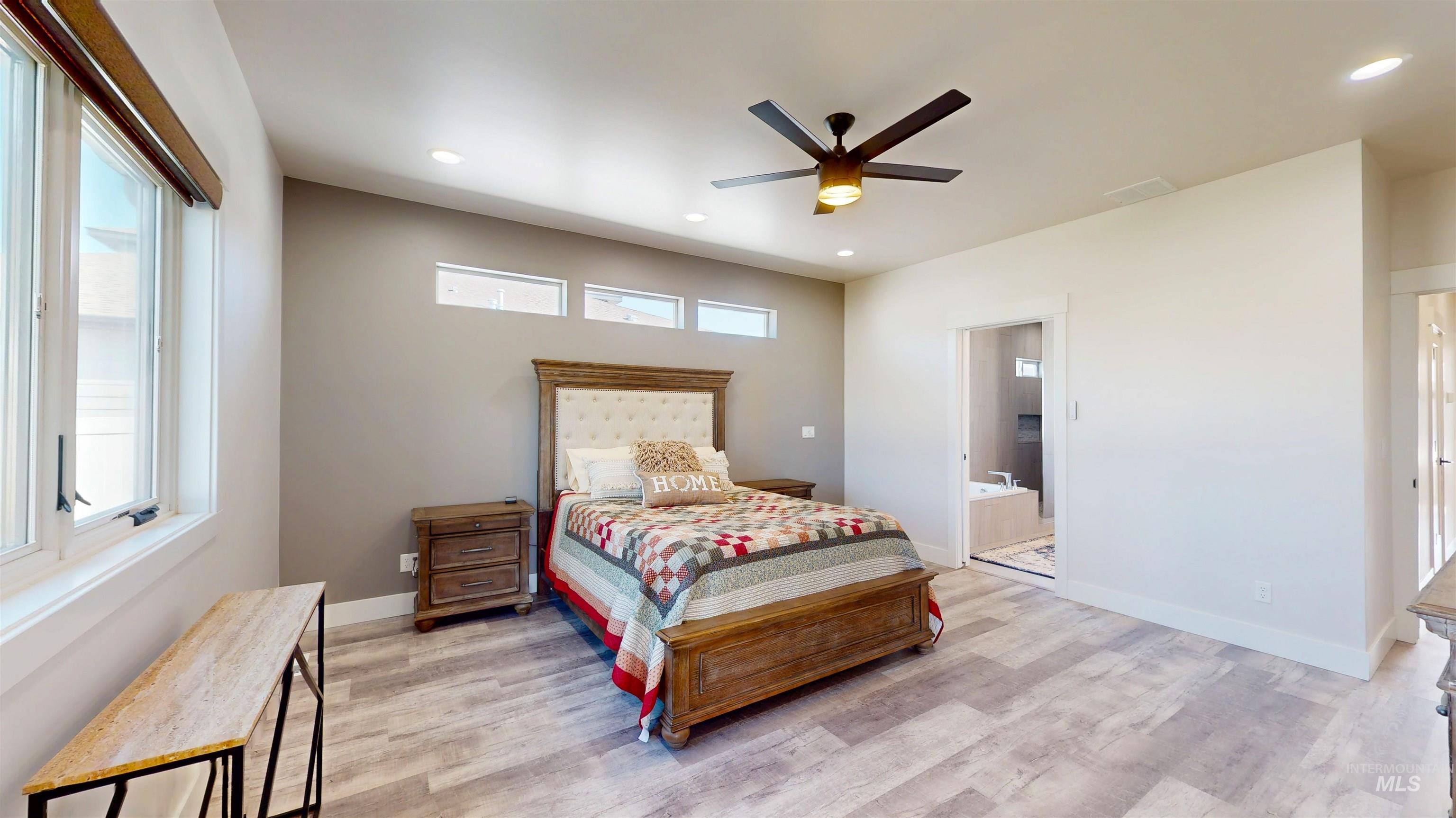 725 Midnight Sun Loop Property Photo 16