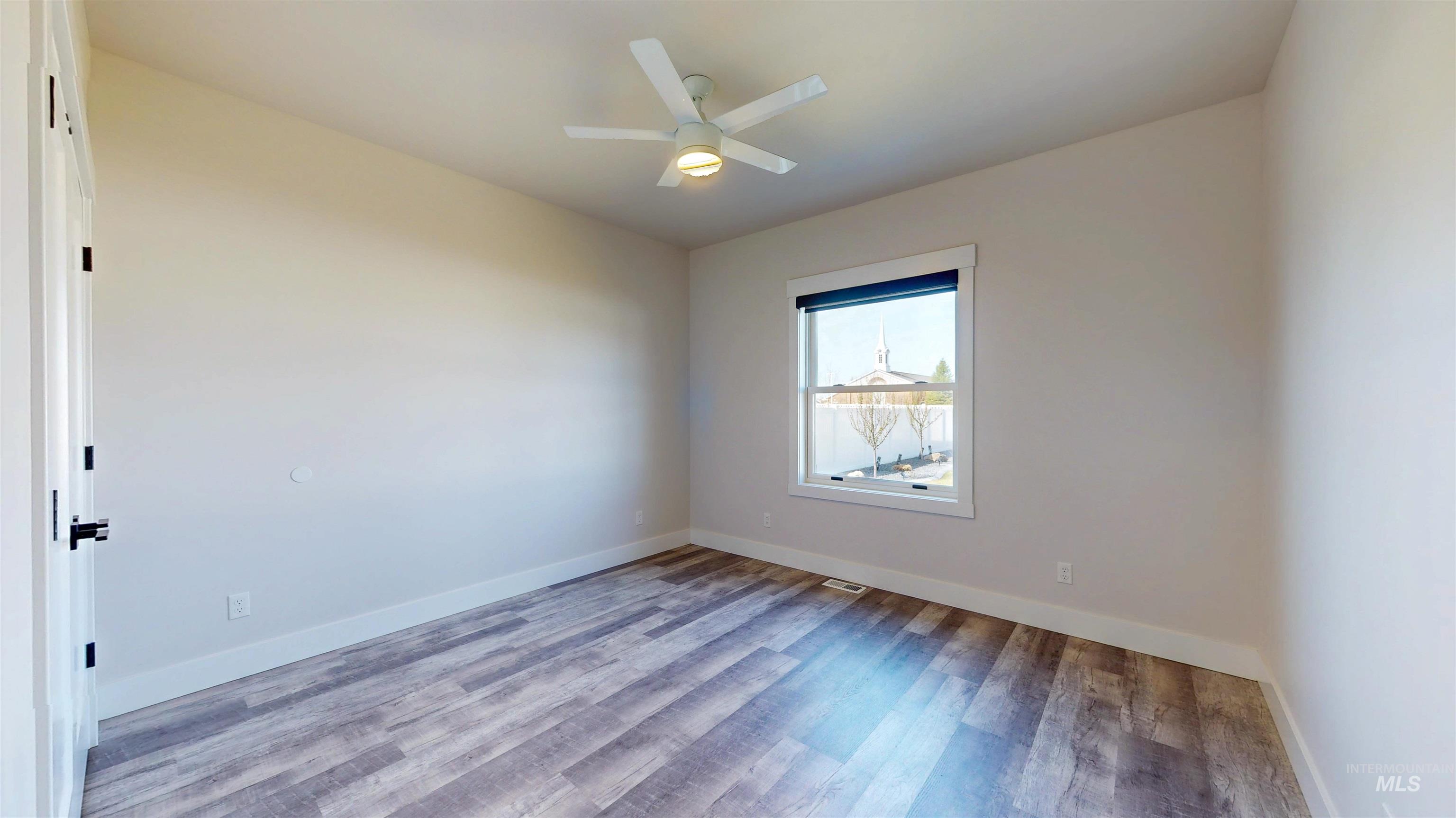725 Midnight Sun Loop Property Photo 25